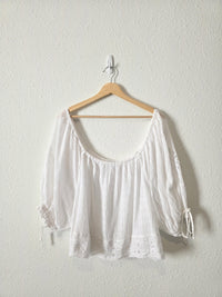 Eyelet Puff Sleeve Top (XL)