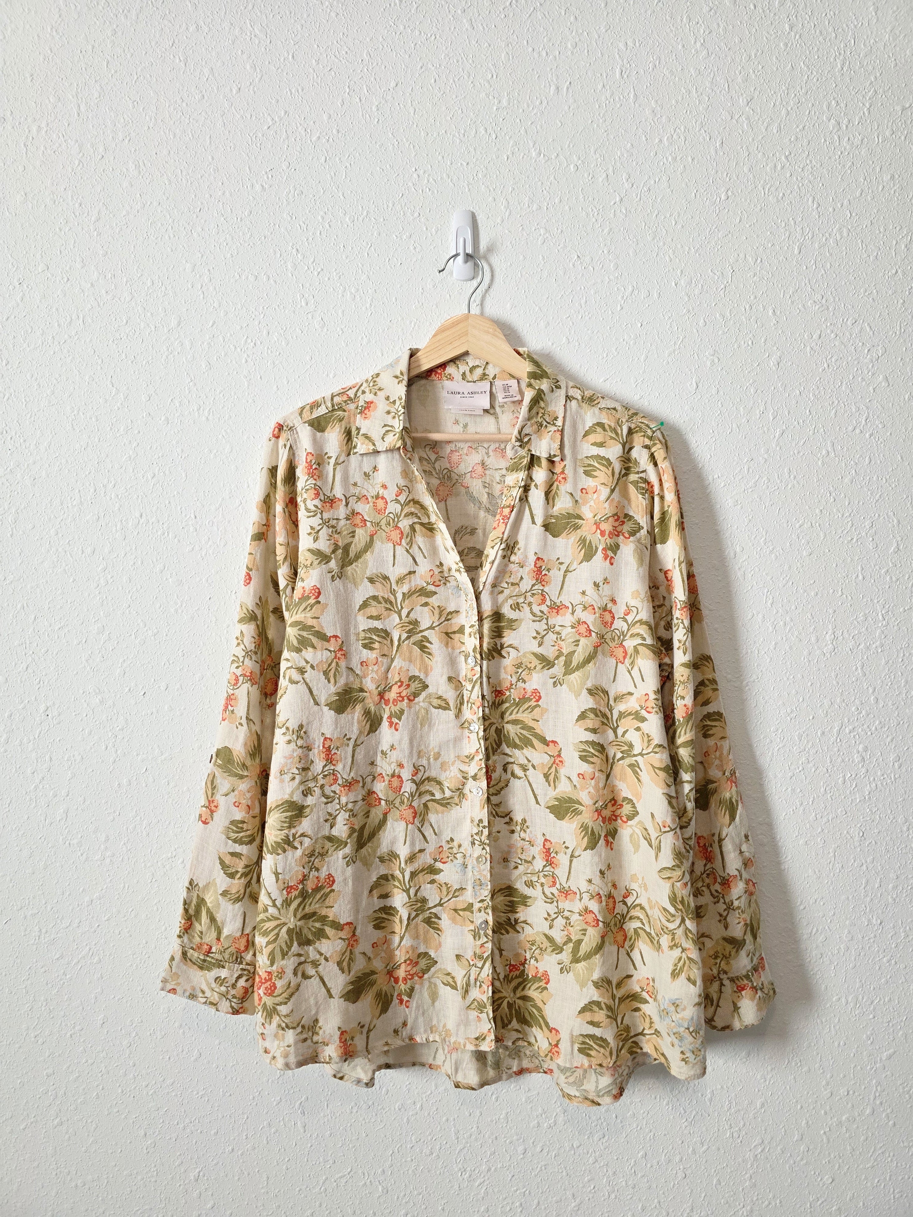 Strawberry Print Linen Button Up Shirt (M)