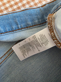 Madewell Light Wash Denim Shorts (30)