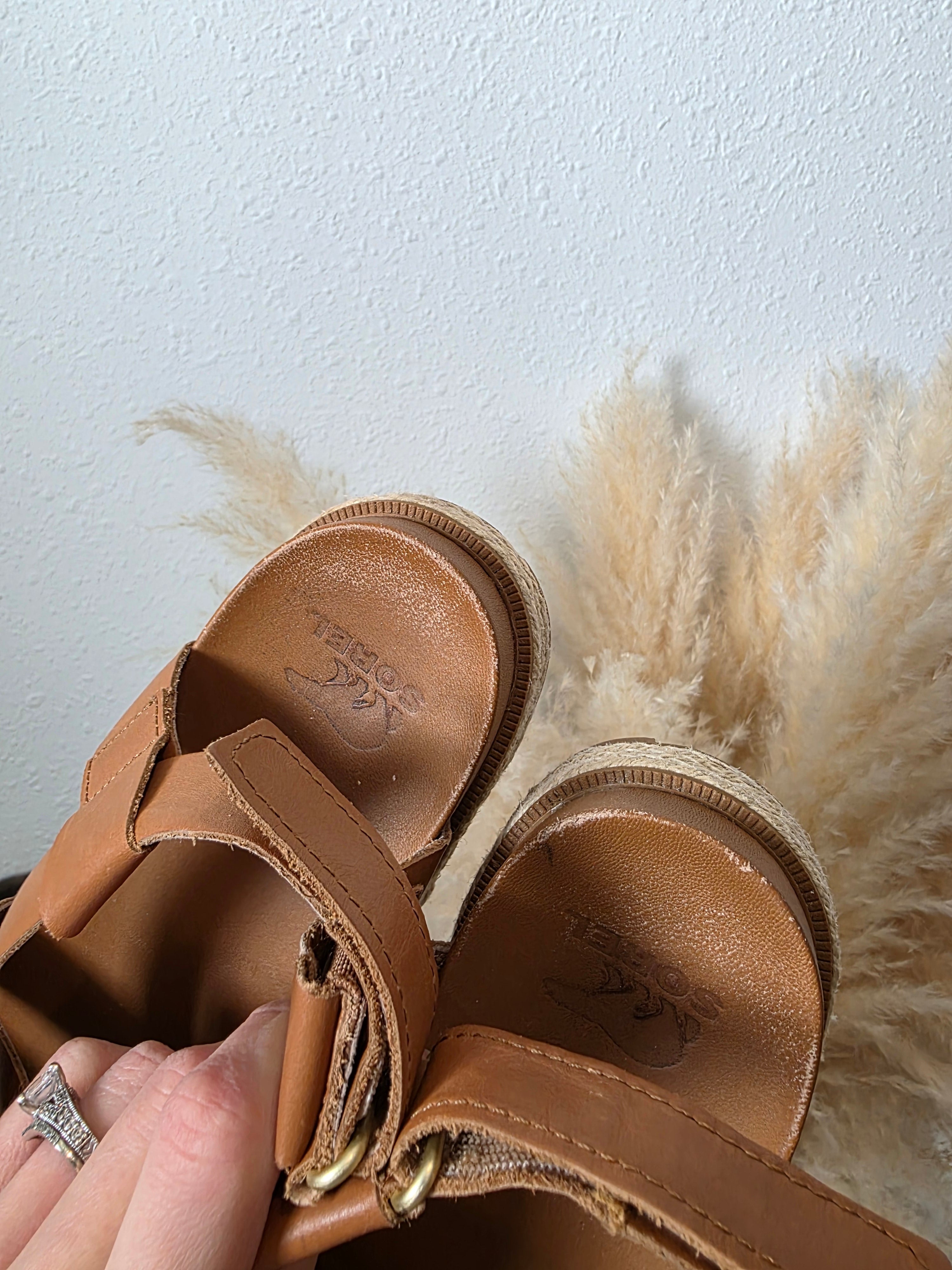 Sorel Brown Strappy Sandals (8.5)