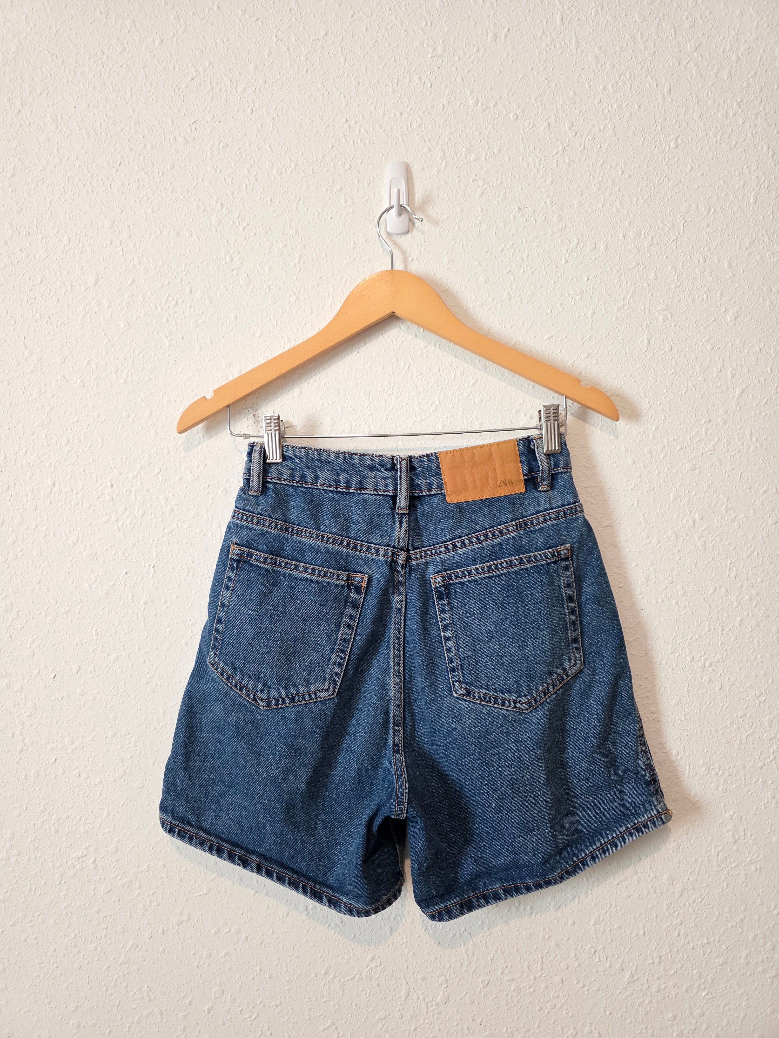 Zara High Rise Denim Shorts (2)