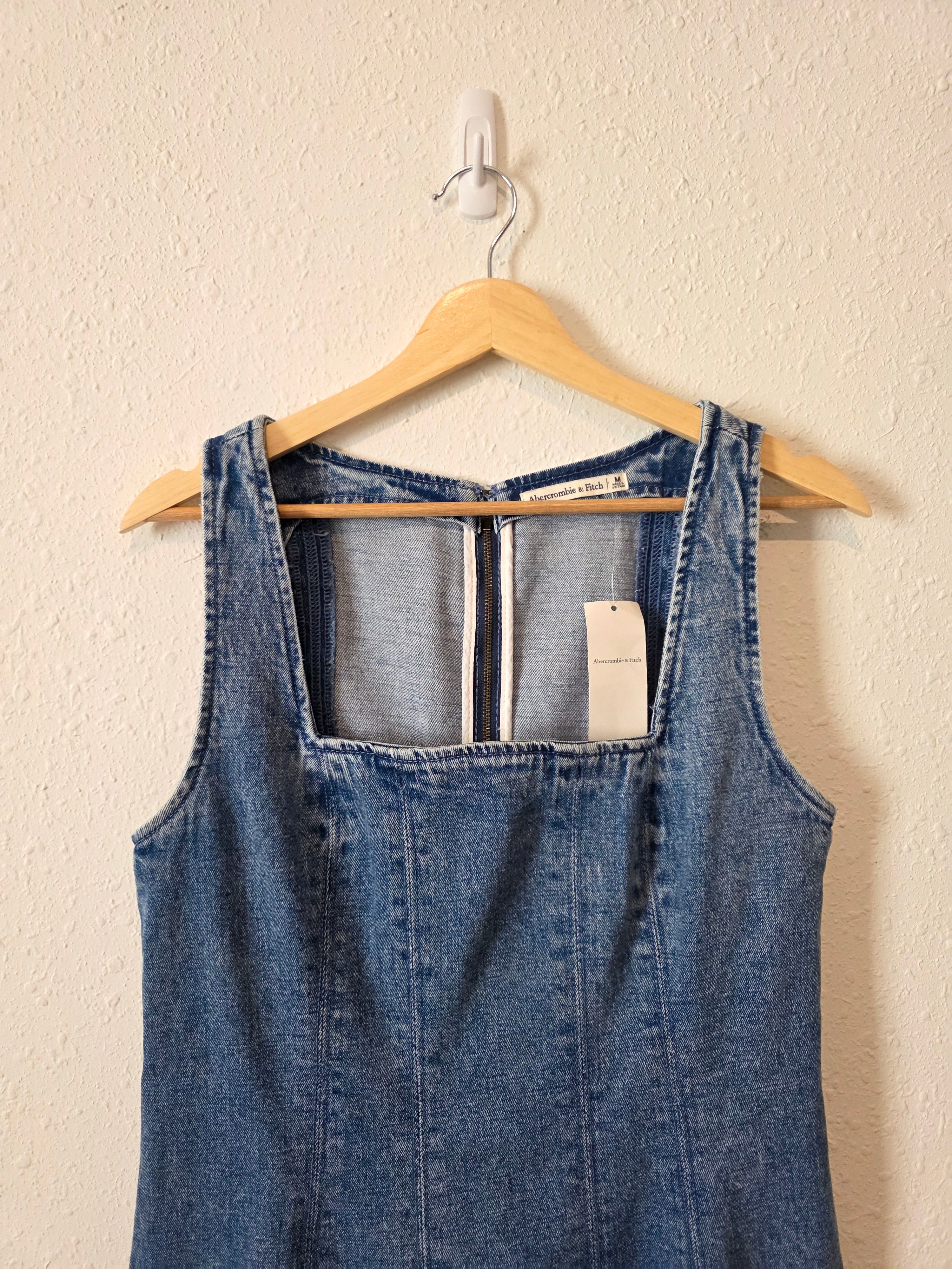 NEW Abercrombie Denim Mini Dress (M)