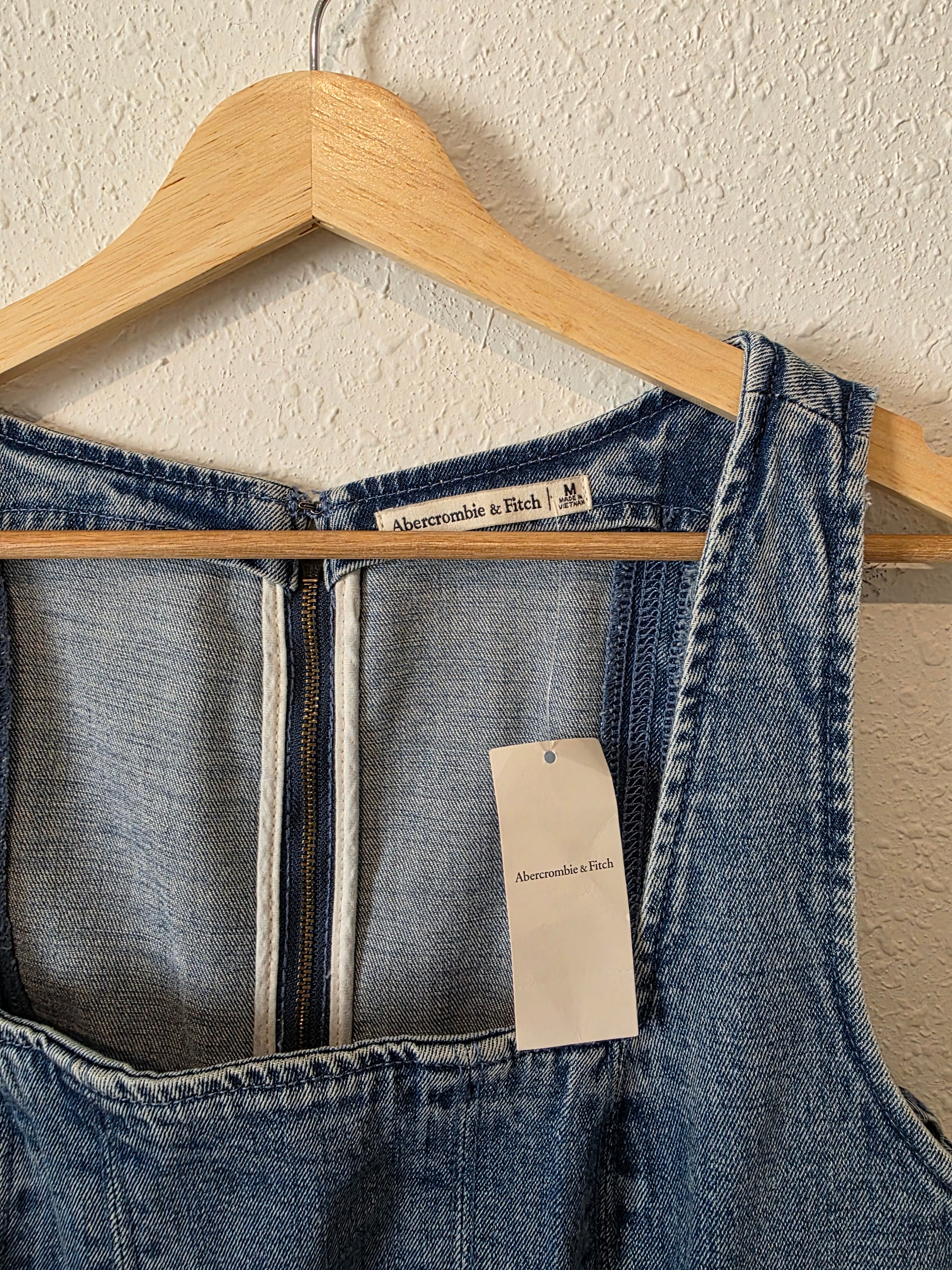 NEW Abercrombie Denim Mini Dress (M)