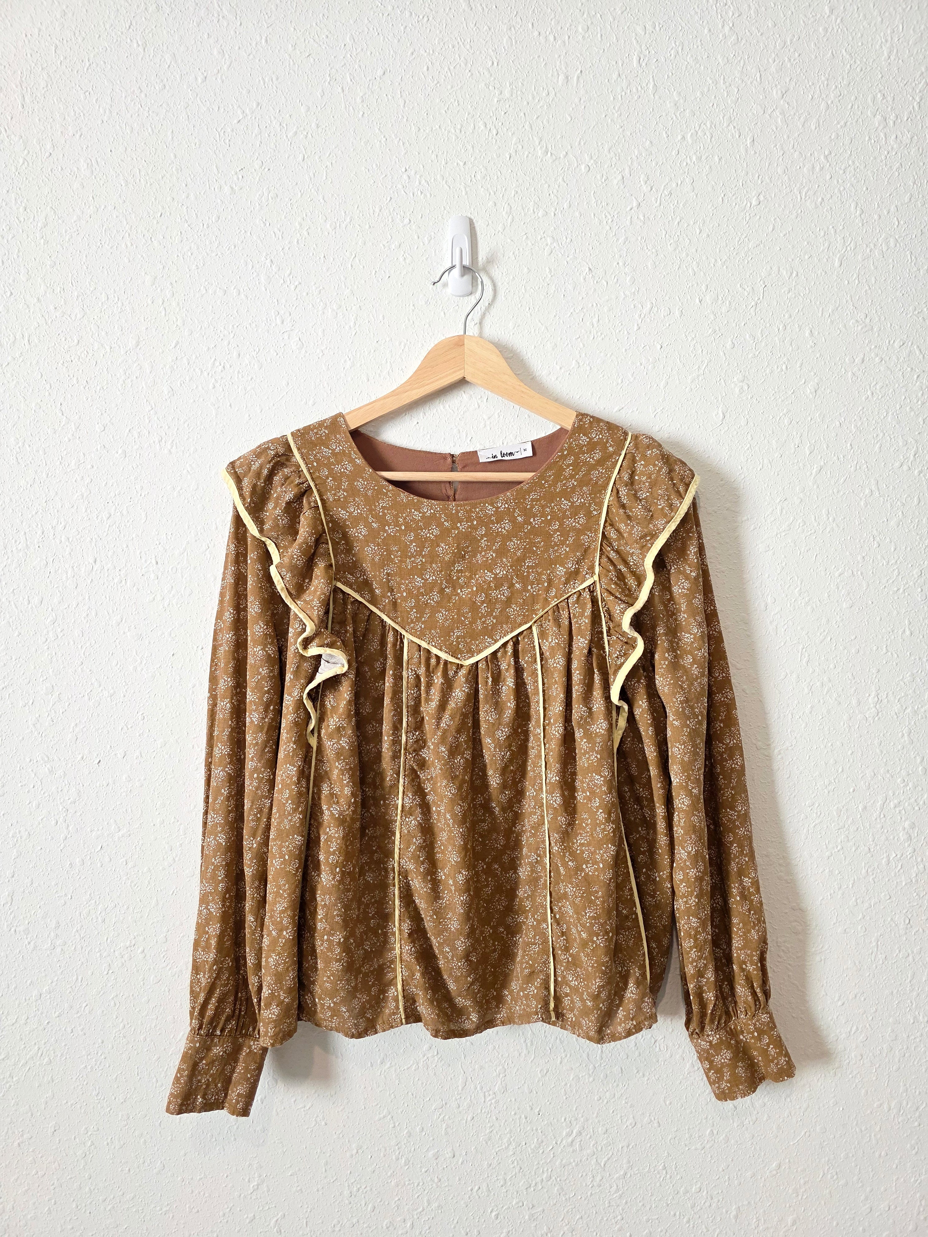 In Loom Dainty Floral Top (M)