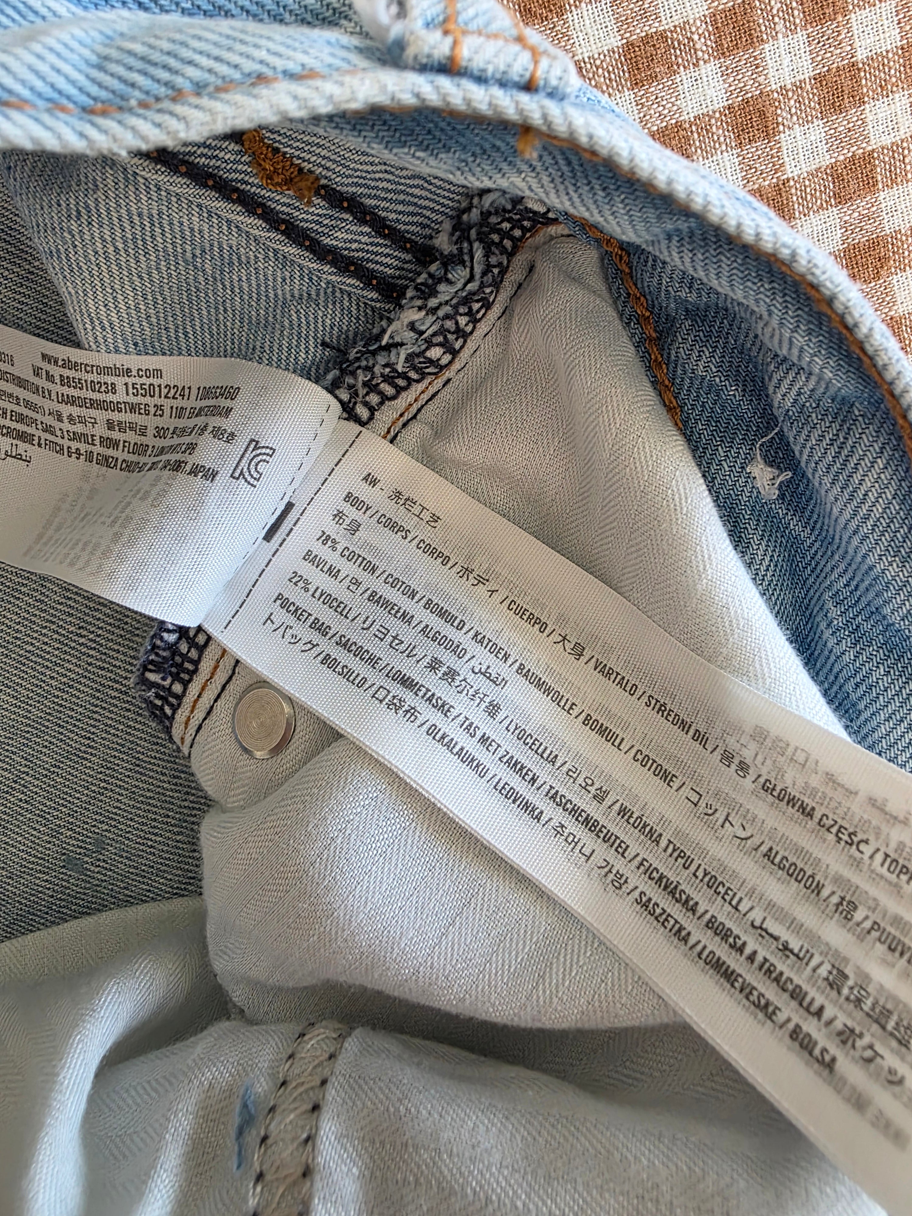 Abercrombie Light Wash Loose Jeans (33/16)