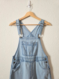 Light Wash Denim Overalls (4)