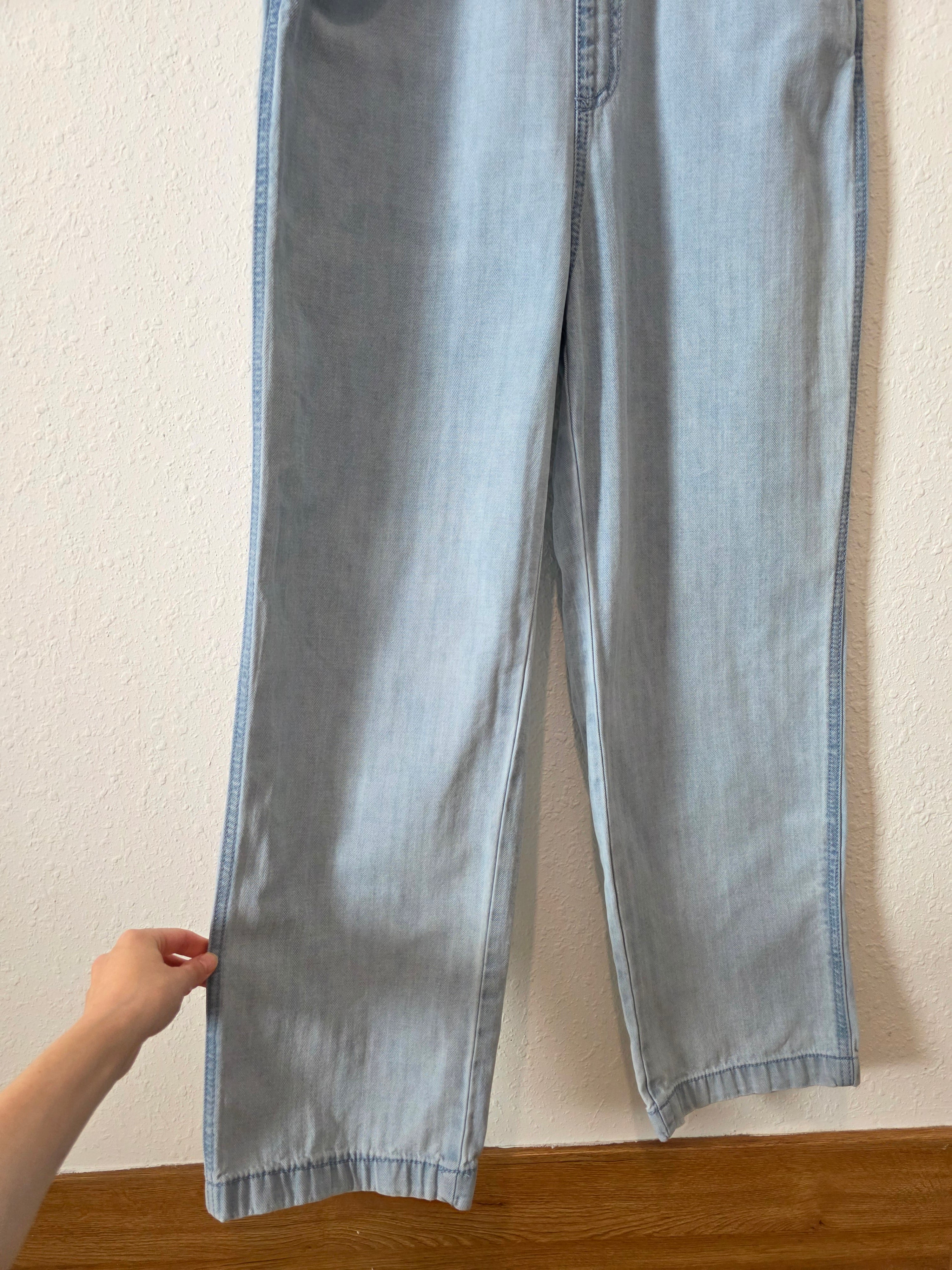 Light Wash Denim Overalls (4)