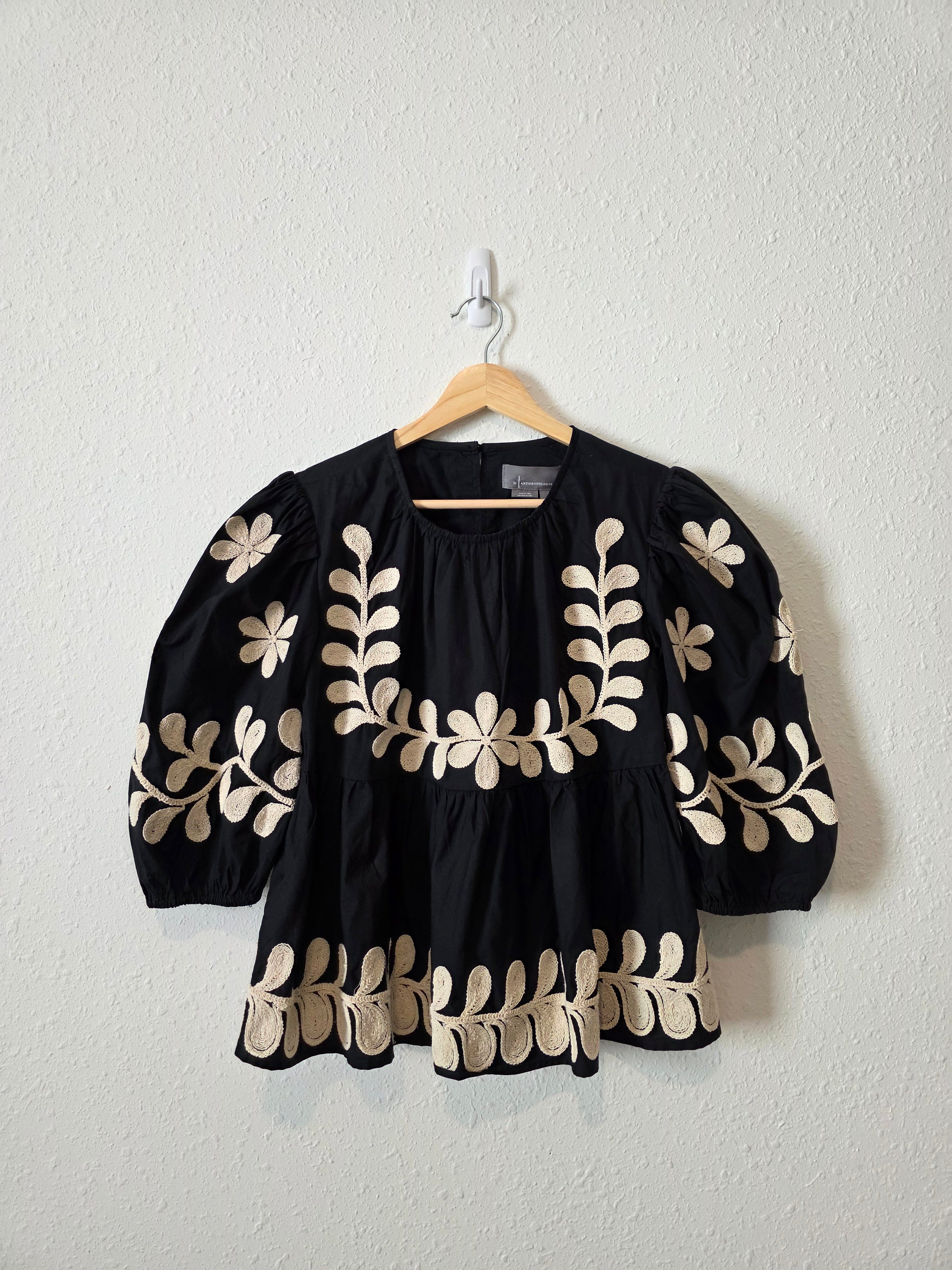 NEW Anthropologie Embroidered Top (XS)
