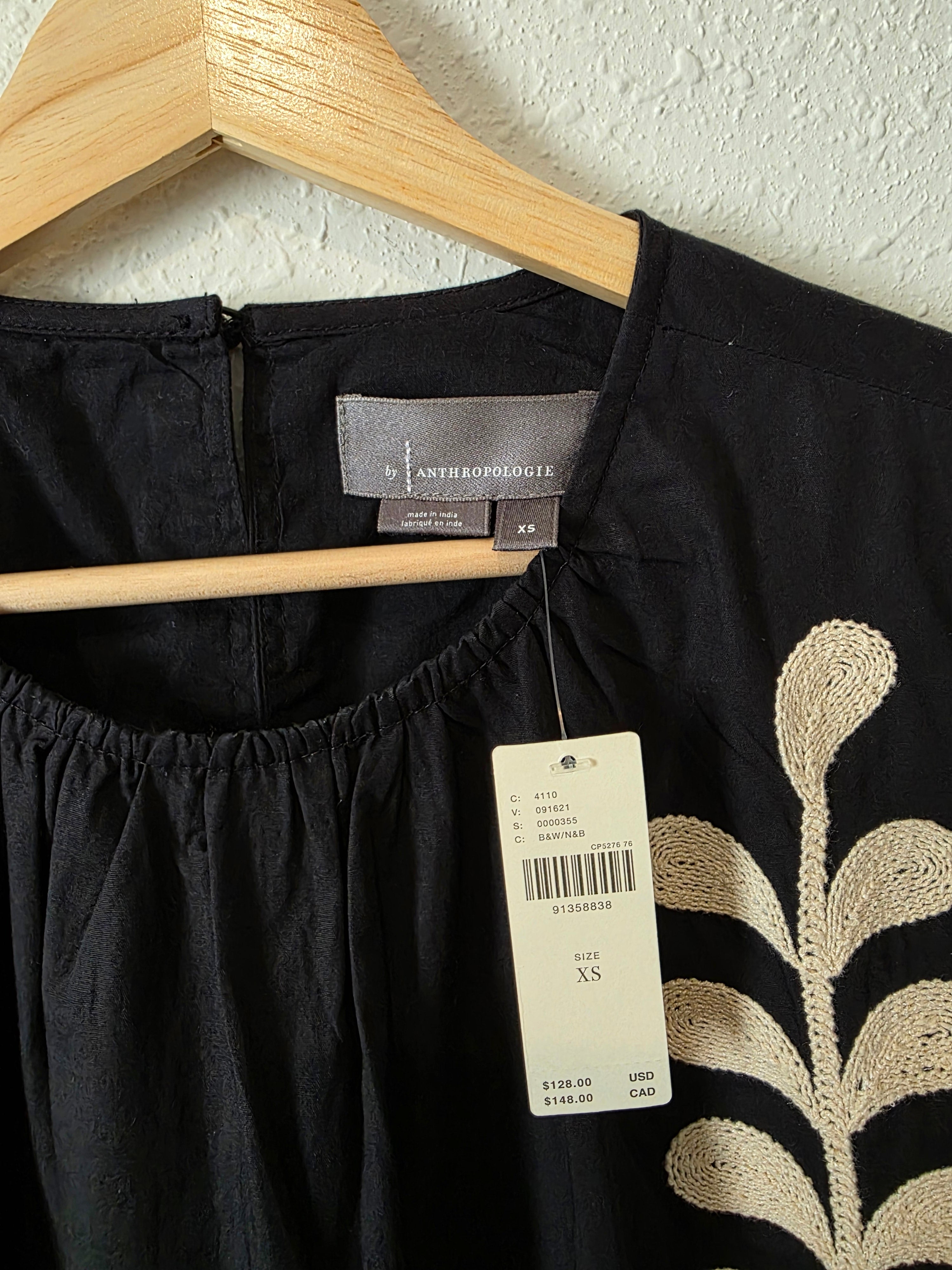 NEW Anthropologie Embroidered Top (XS)