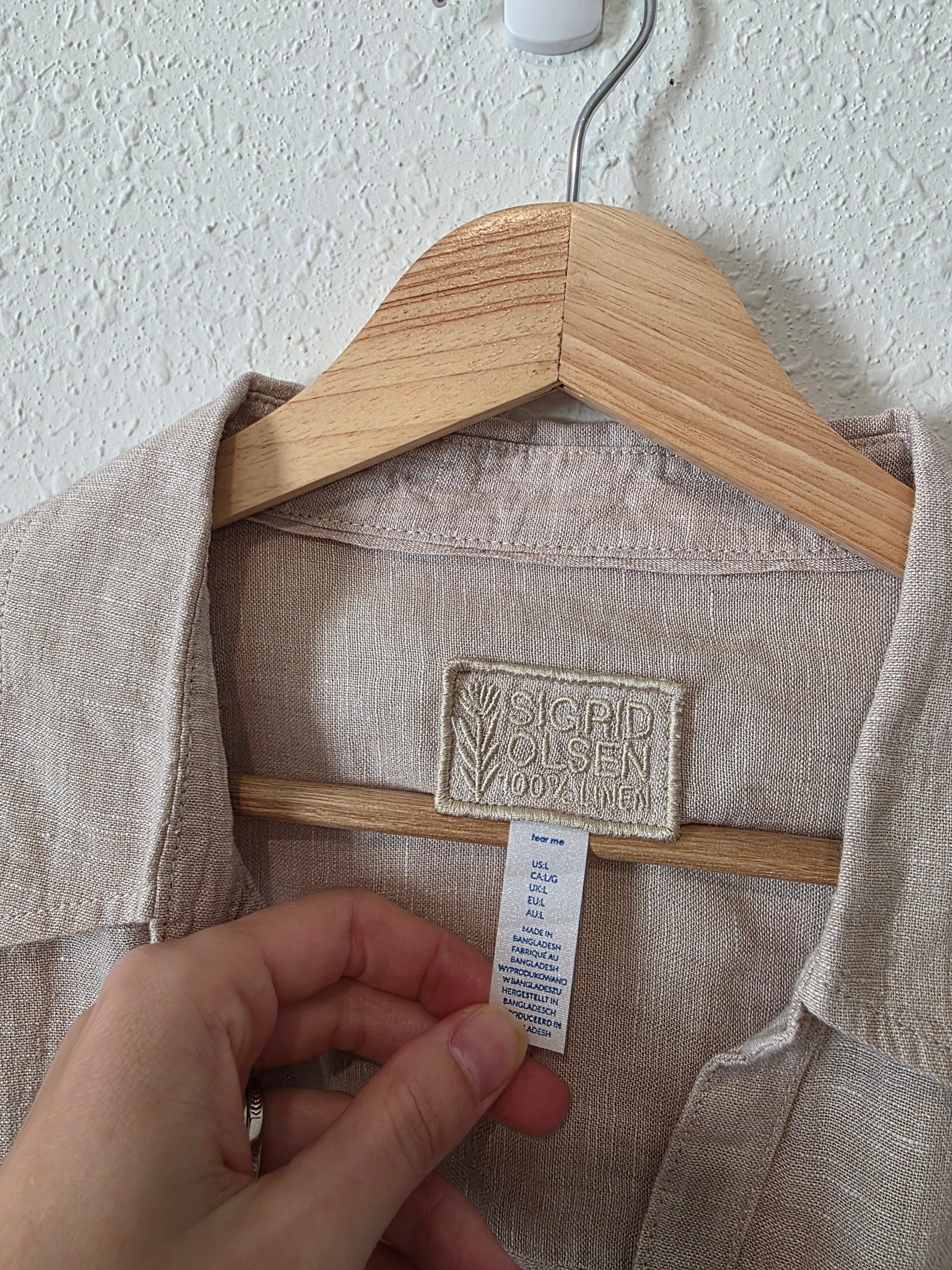 Neutral Linen Button Up Shirt (L)