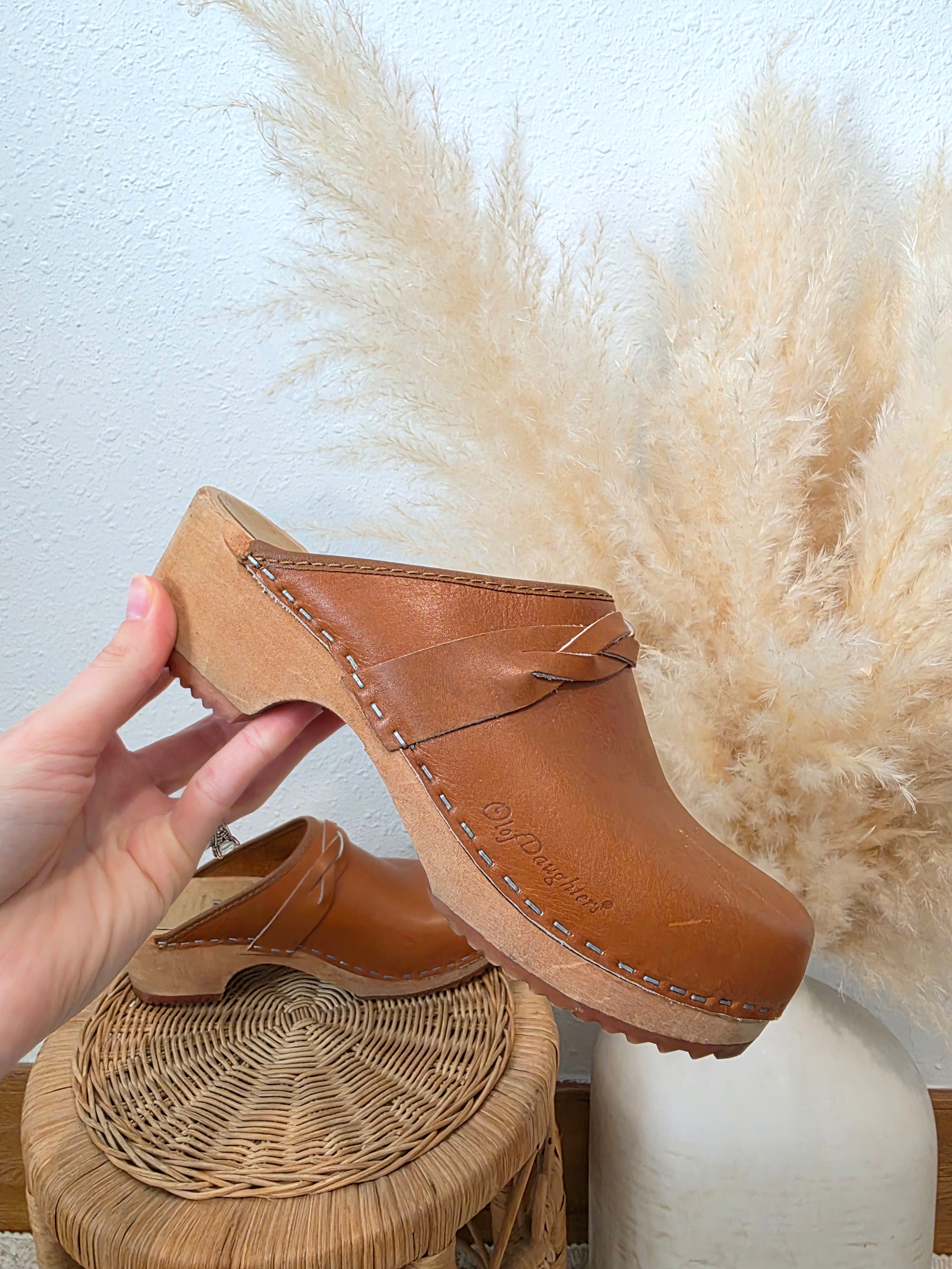 Olof Daughters Vintage Clogs (8)