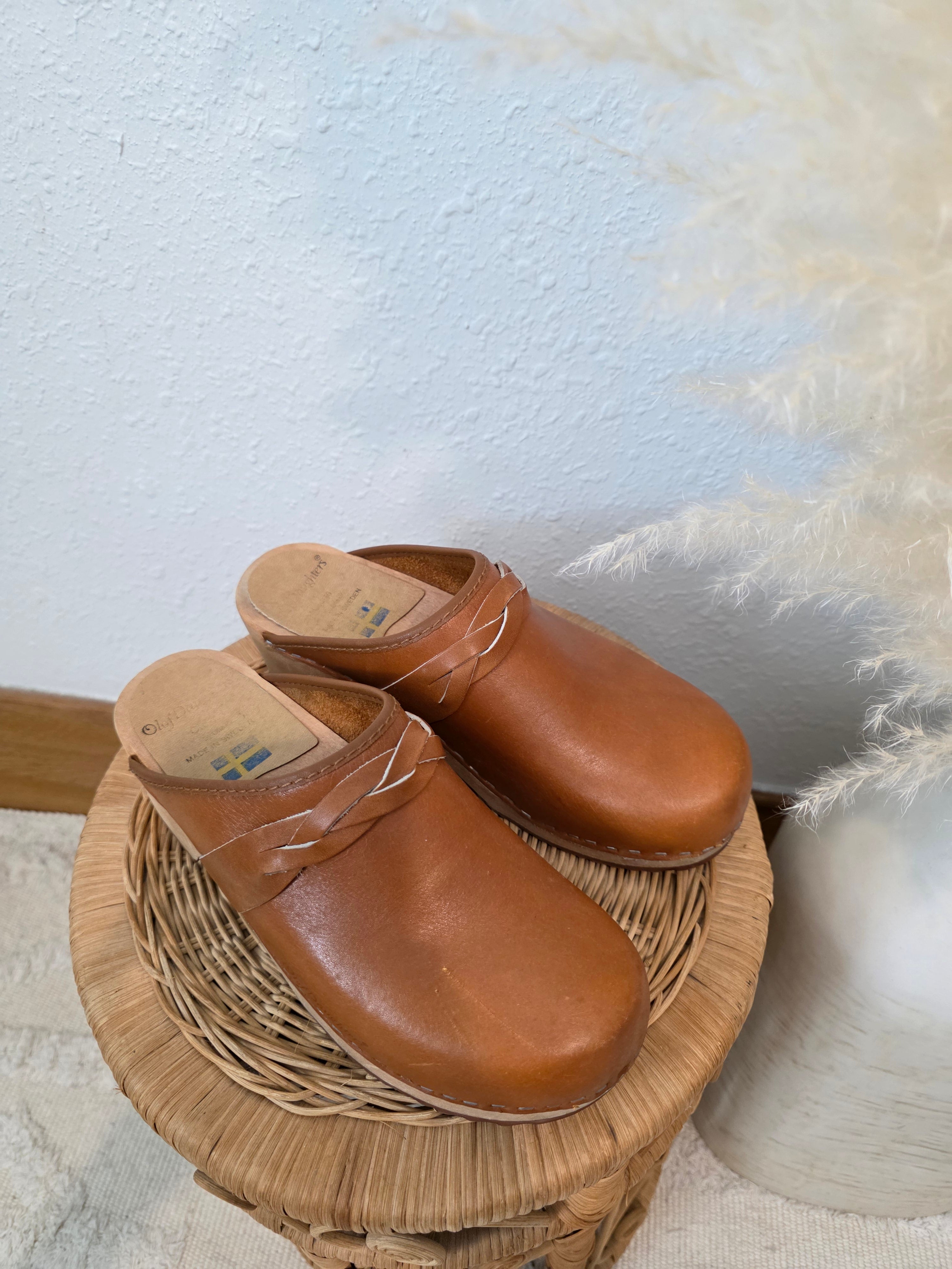 Olof Daughters Vintage Clogs (8)