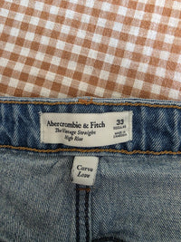 Abercrombie Vintage Straight Jeans (33)