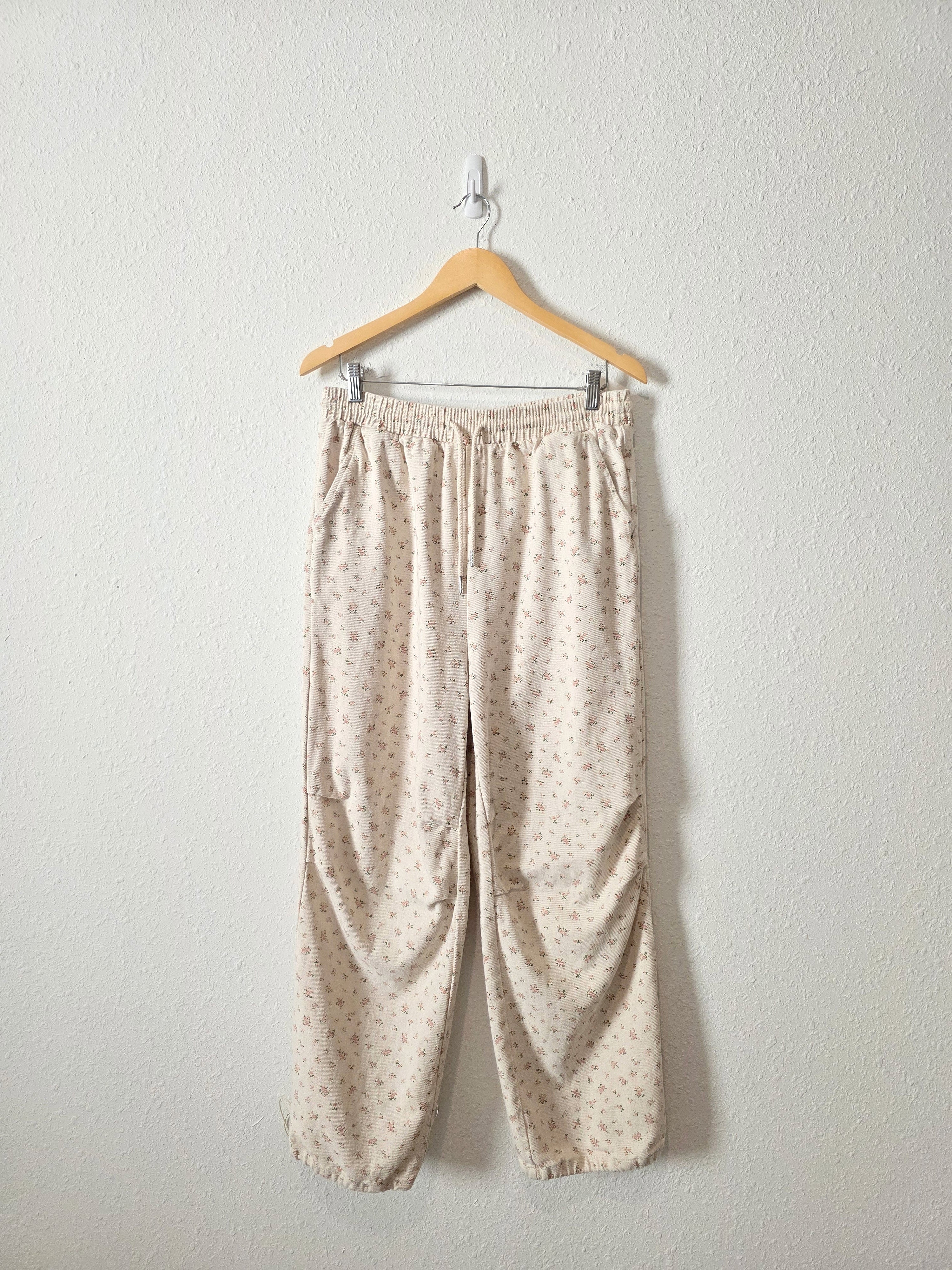 Dainty Floral Drawstring Pants (M)