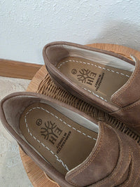 Earthing Harmony Leather Loafers (10/10.5)