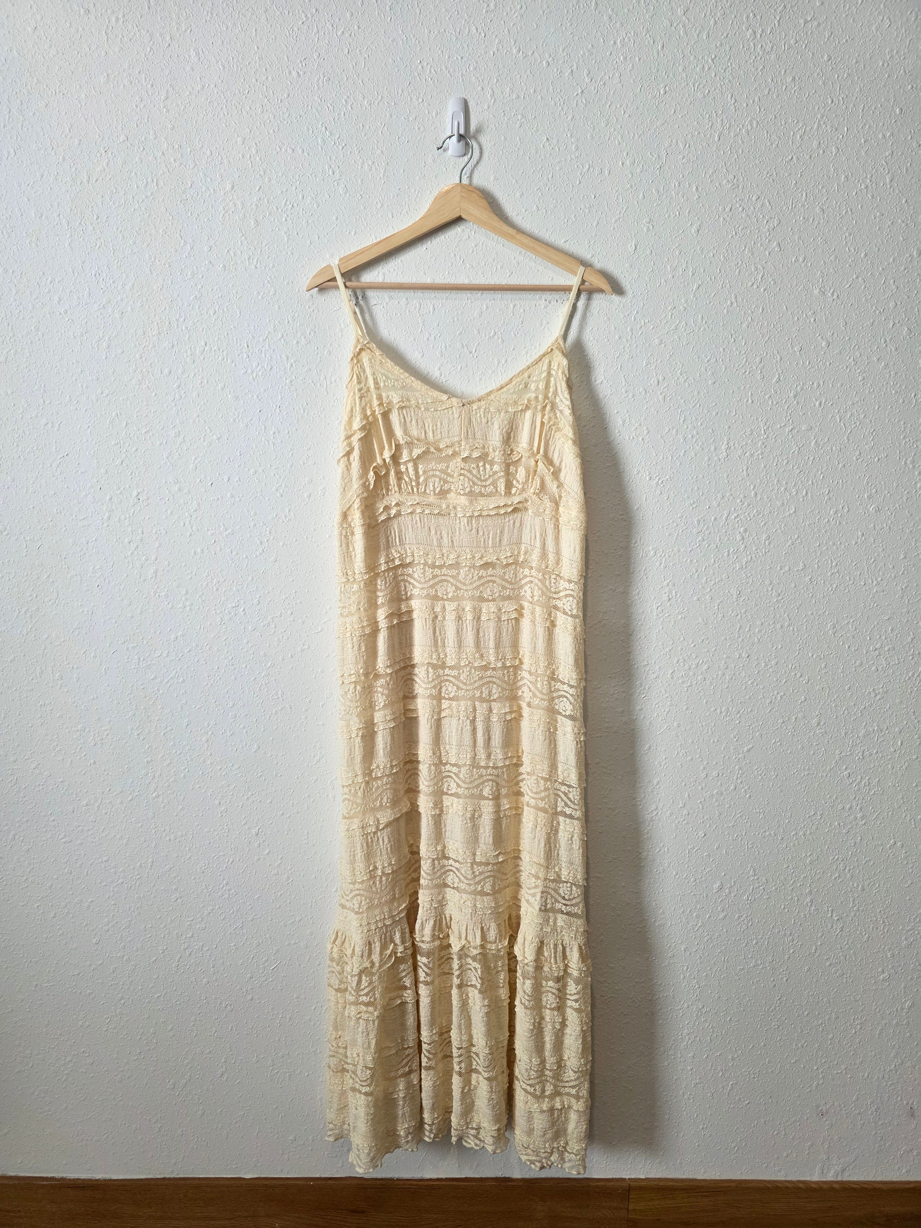 Cream Lace Maxi Dress (L)