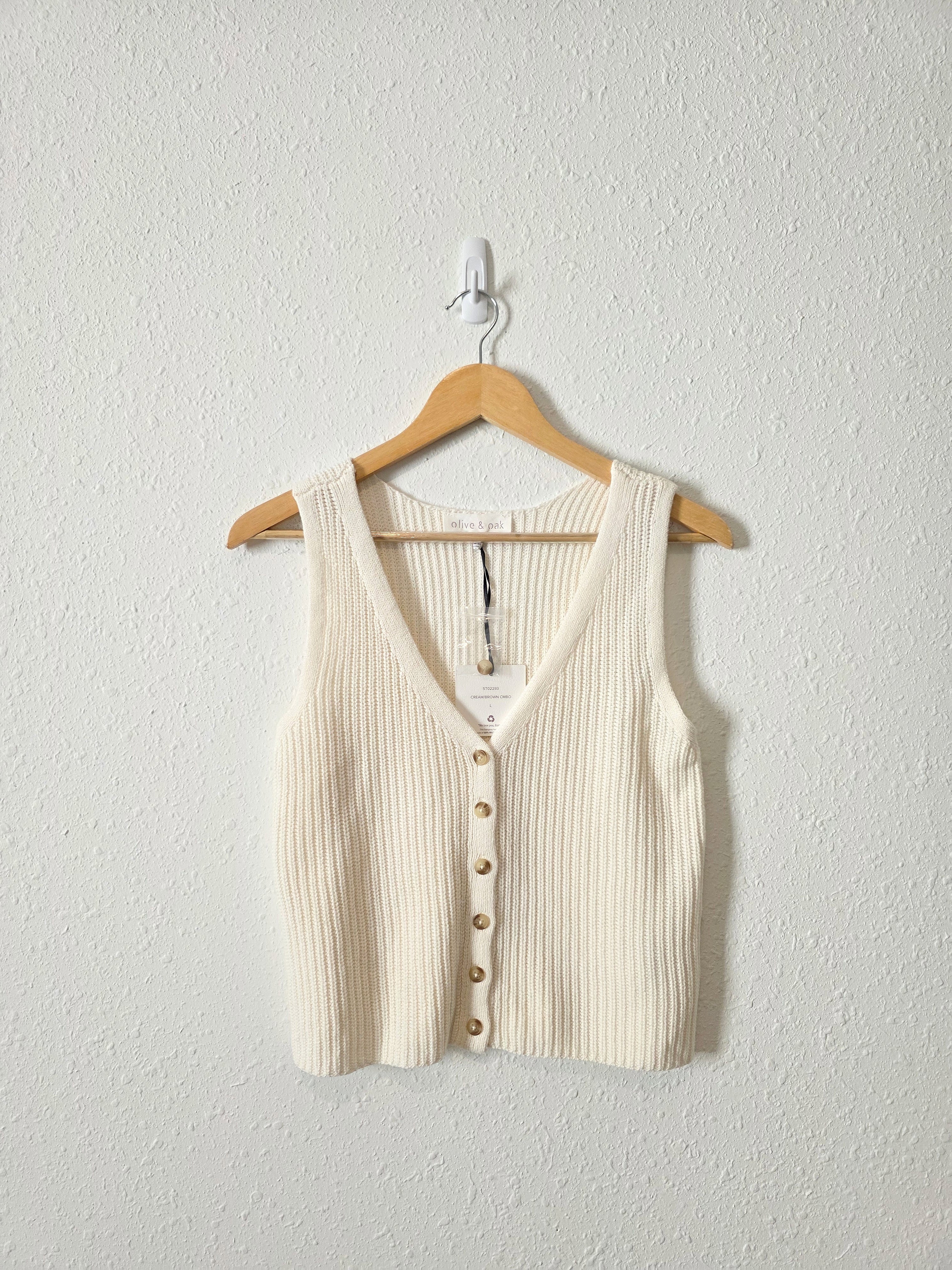 NEW Olive & Oak Button Front Tank (L)
