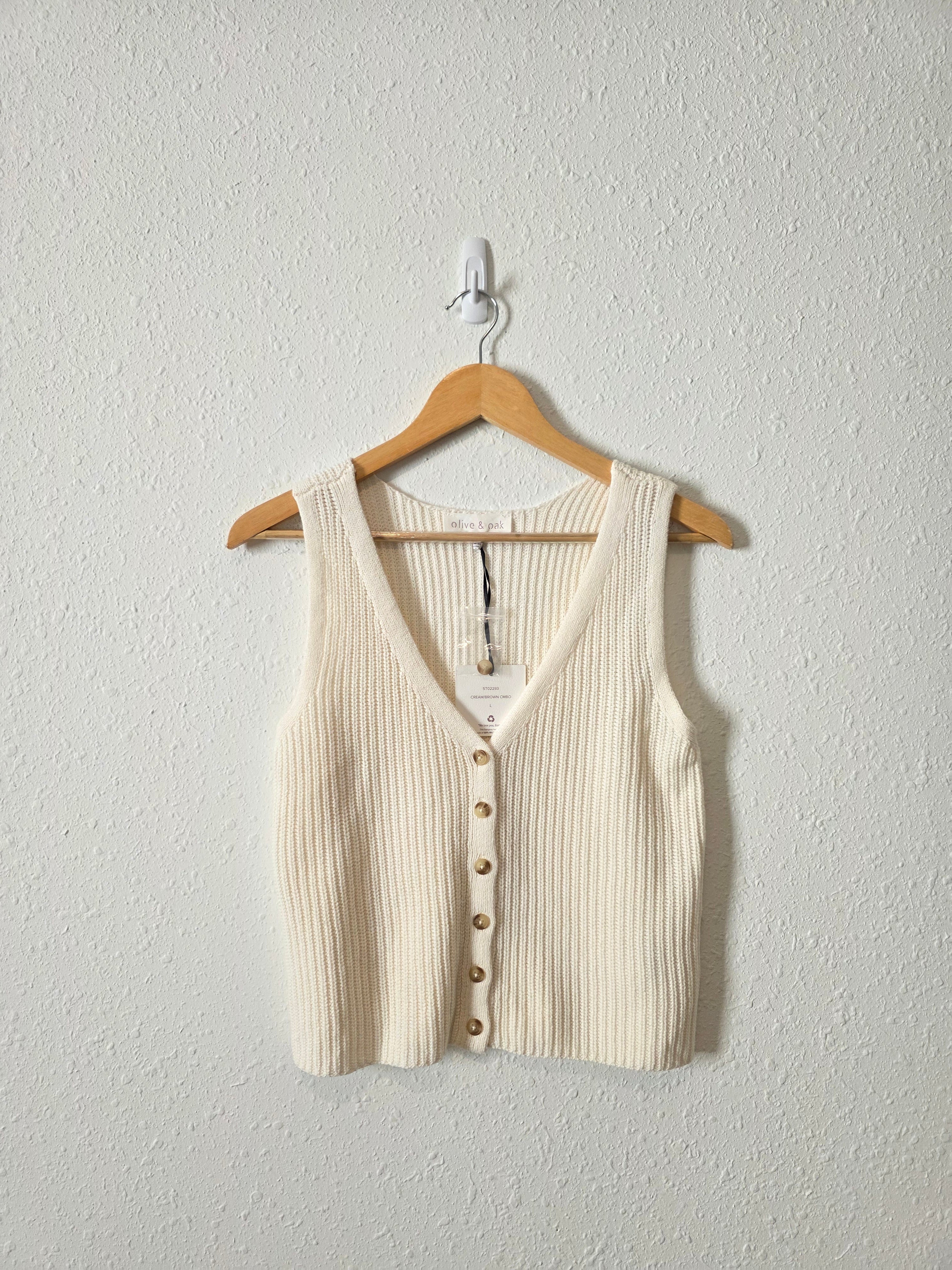 NEW Olive & Oak Button Front Tank (L)