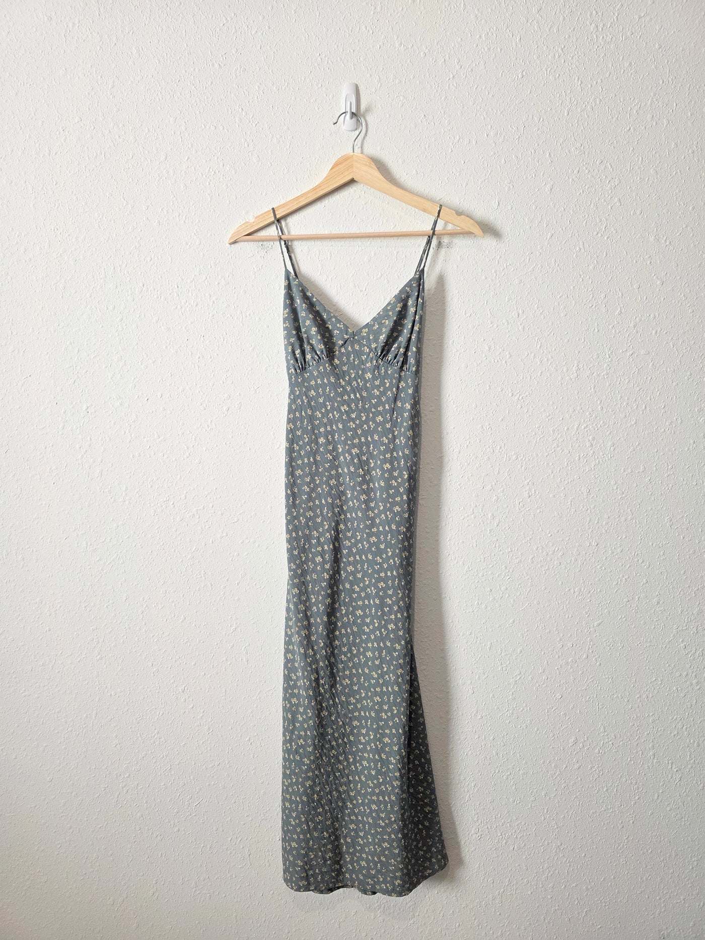 Madewell Dainty Floral Midi Dress (6)