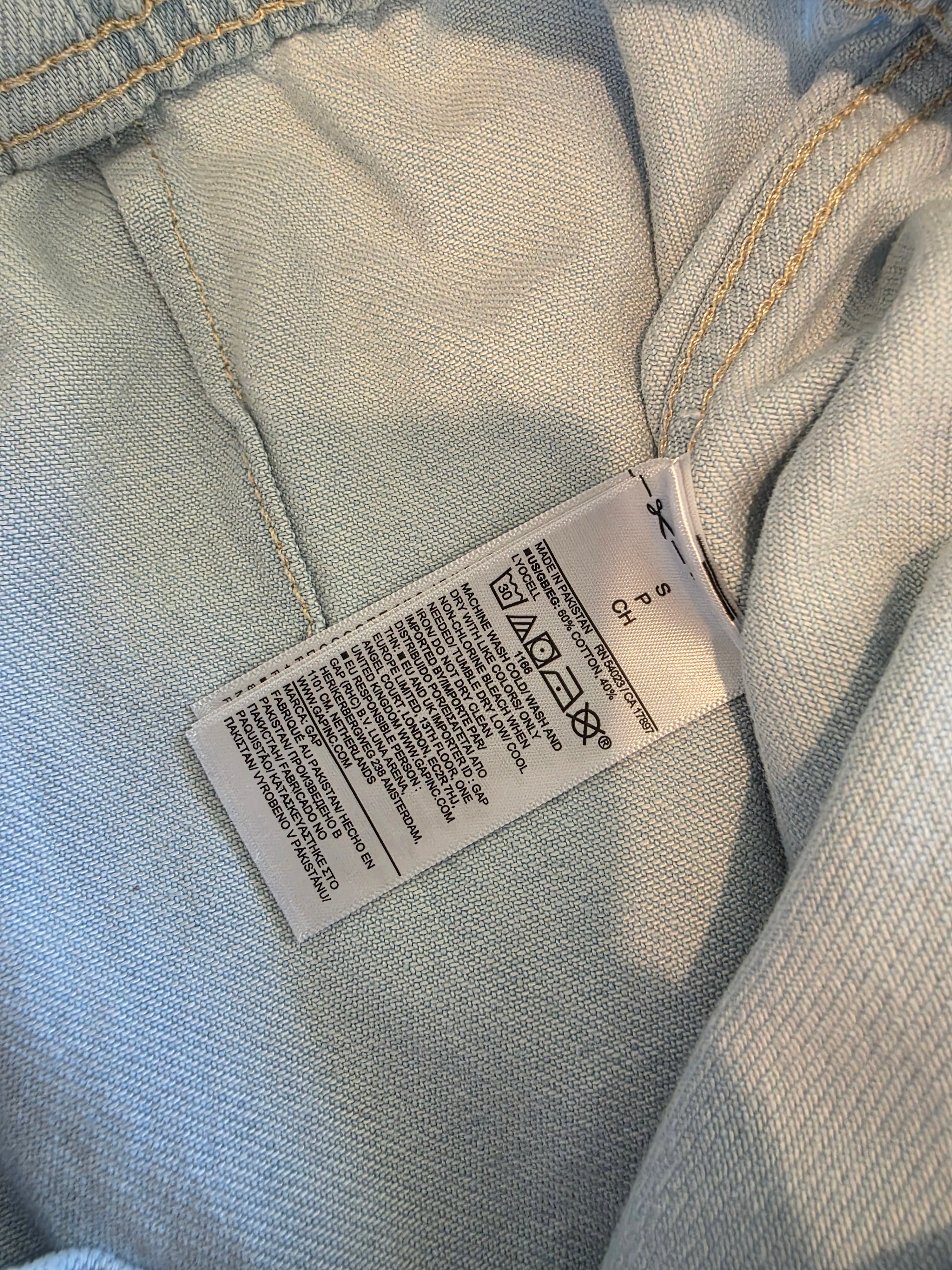 Gap Pull On Barrel Jeans (S)