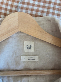 Gap Neutral Linen Button Up (L)