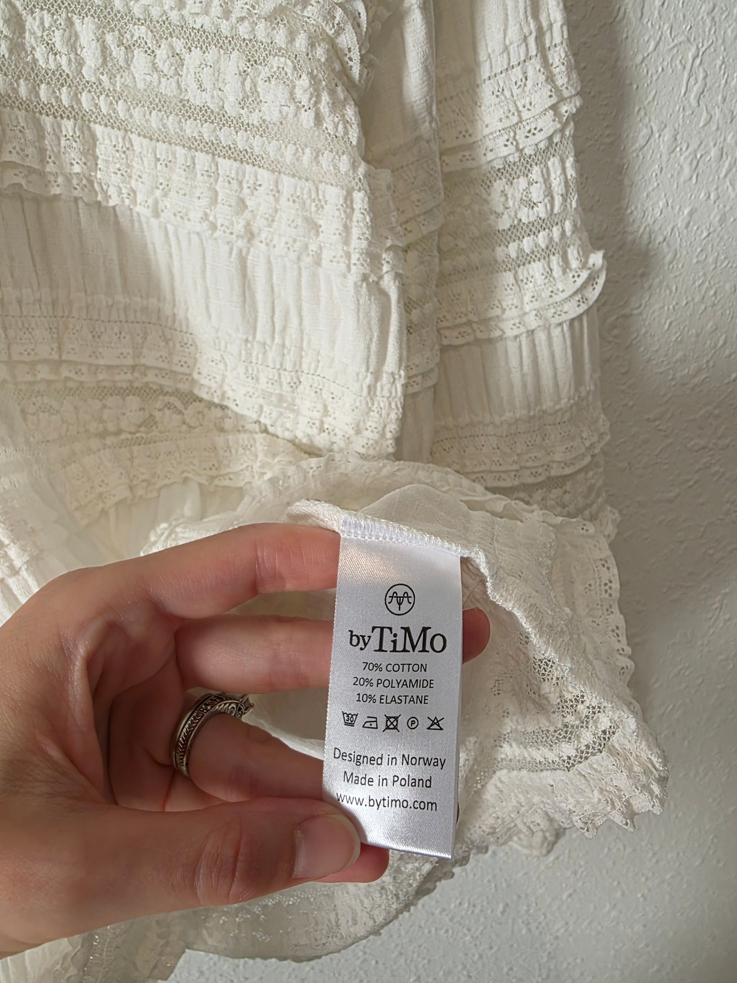 By Timo Lace V Neck Top (M)