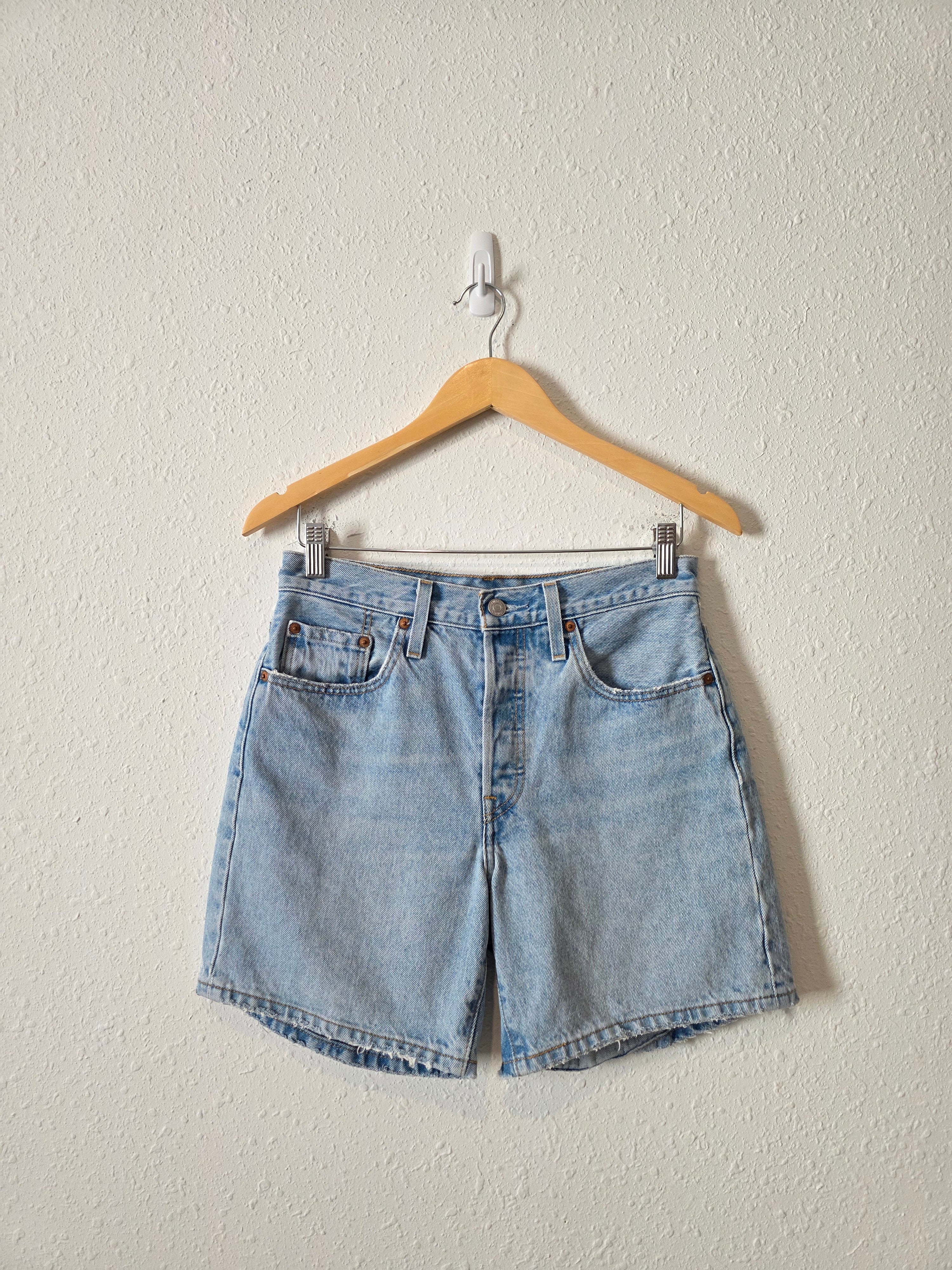 Levi's Mid Length Denim Shorts (27)