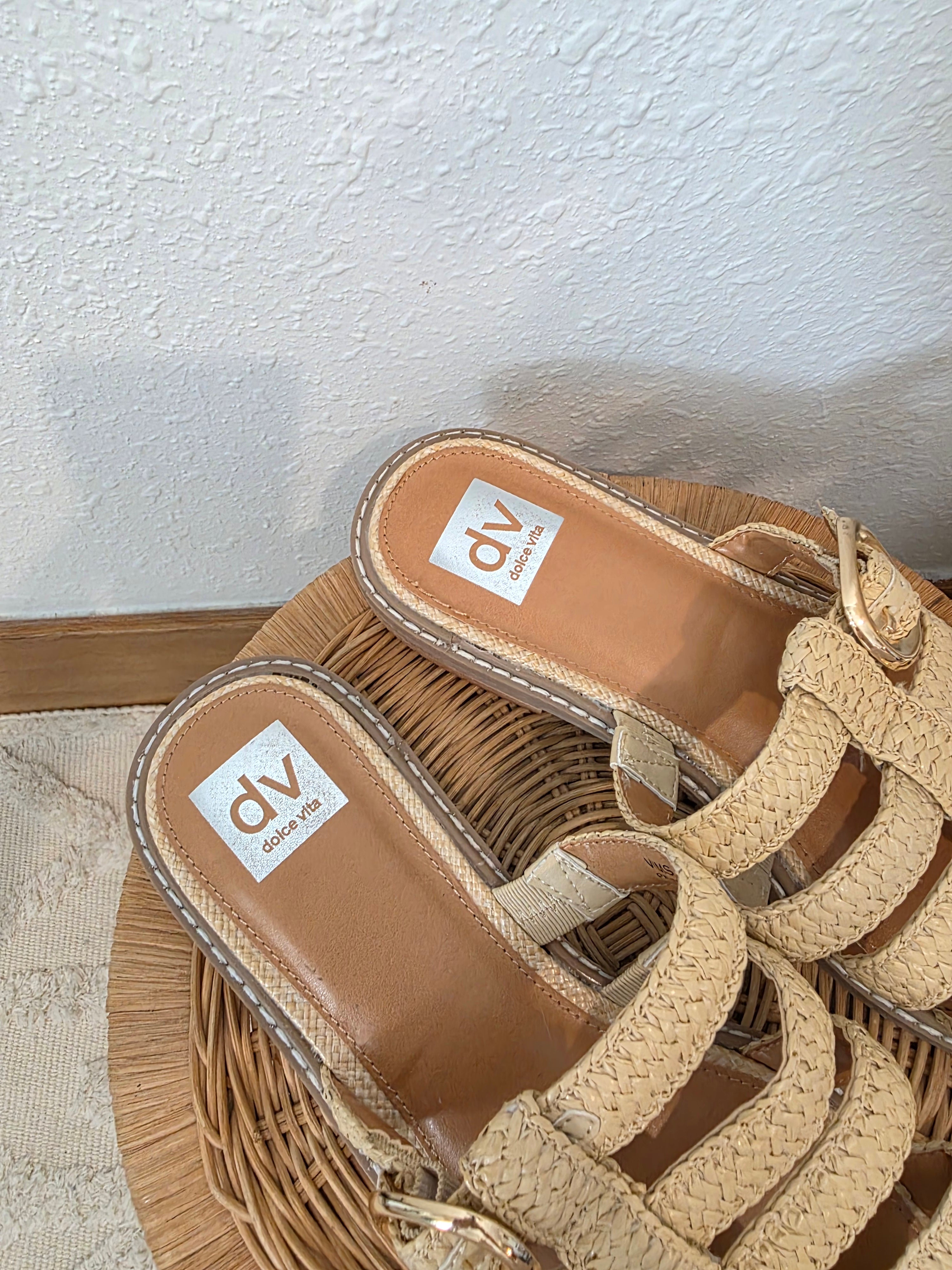Dolce Vita Raffia Fisherman Mules (10)