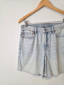 Light Wash Relaxed Denim Short (6)