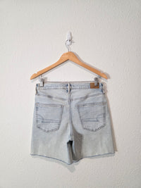 Light Wash Relaxed Denim Short (6)