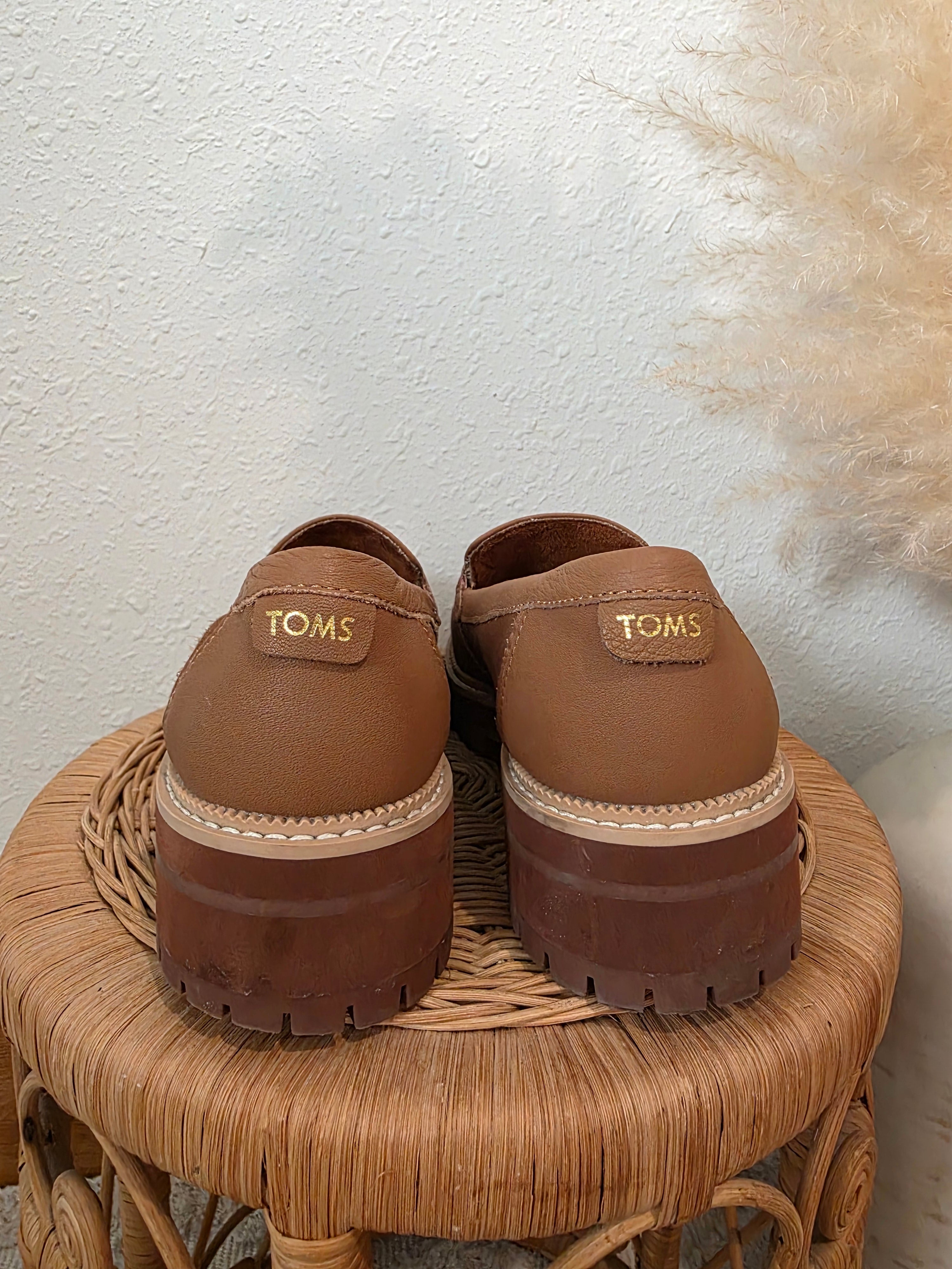 Toms Chunky Leather Loafers (8.5)
