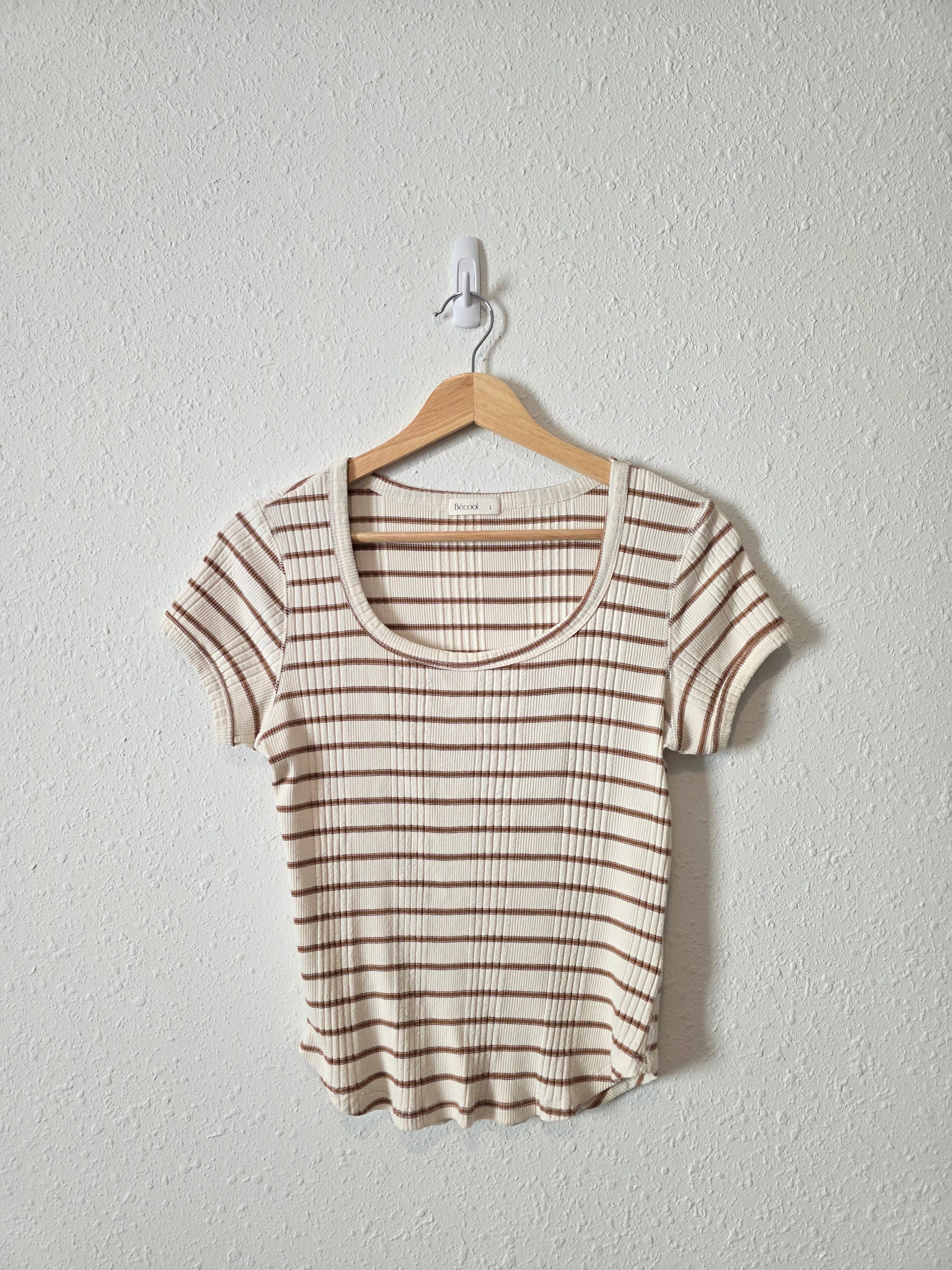 Brown Striped Ribbed Tee (L)
