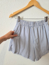 Abercrombie Striped Pull On Short (XS)