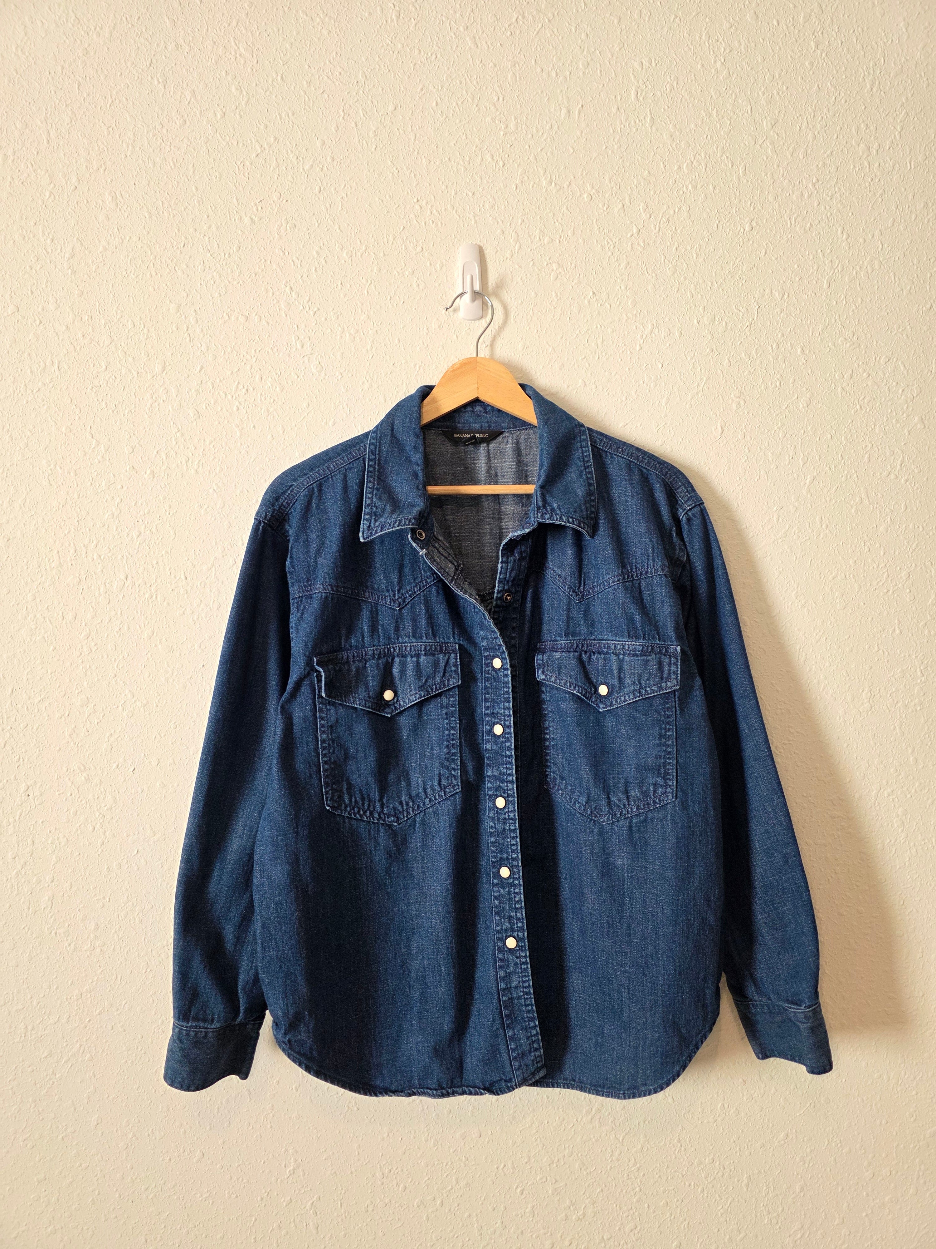 Banana Republic Denim Button Up (L)