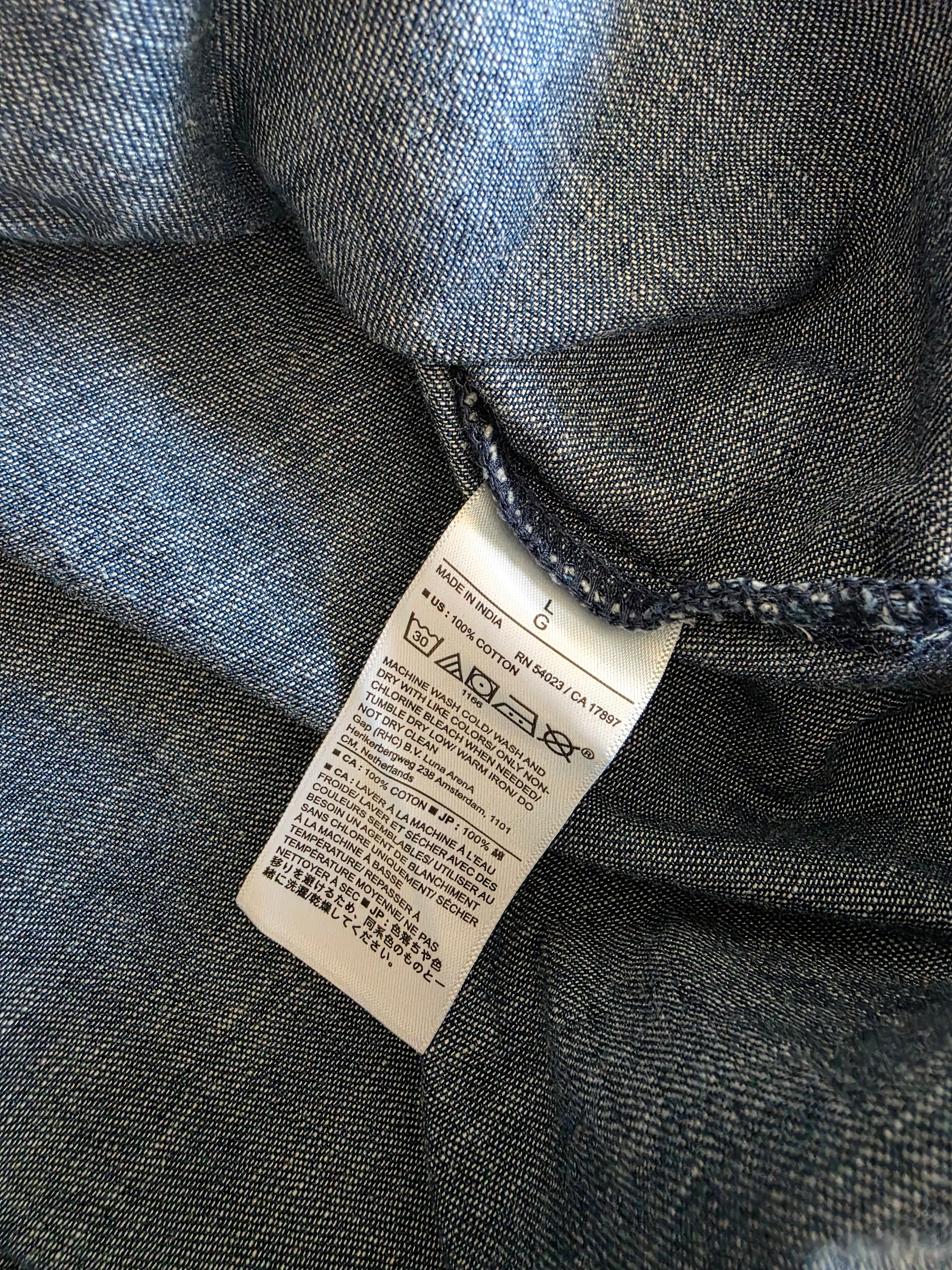 Banana Republic Denim Button Up (L)