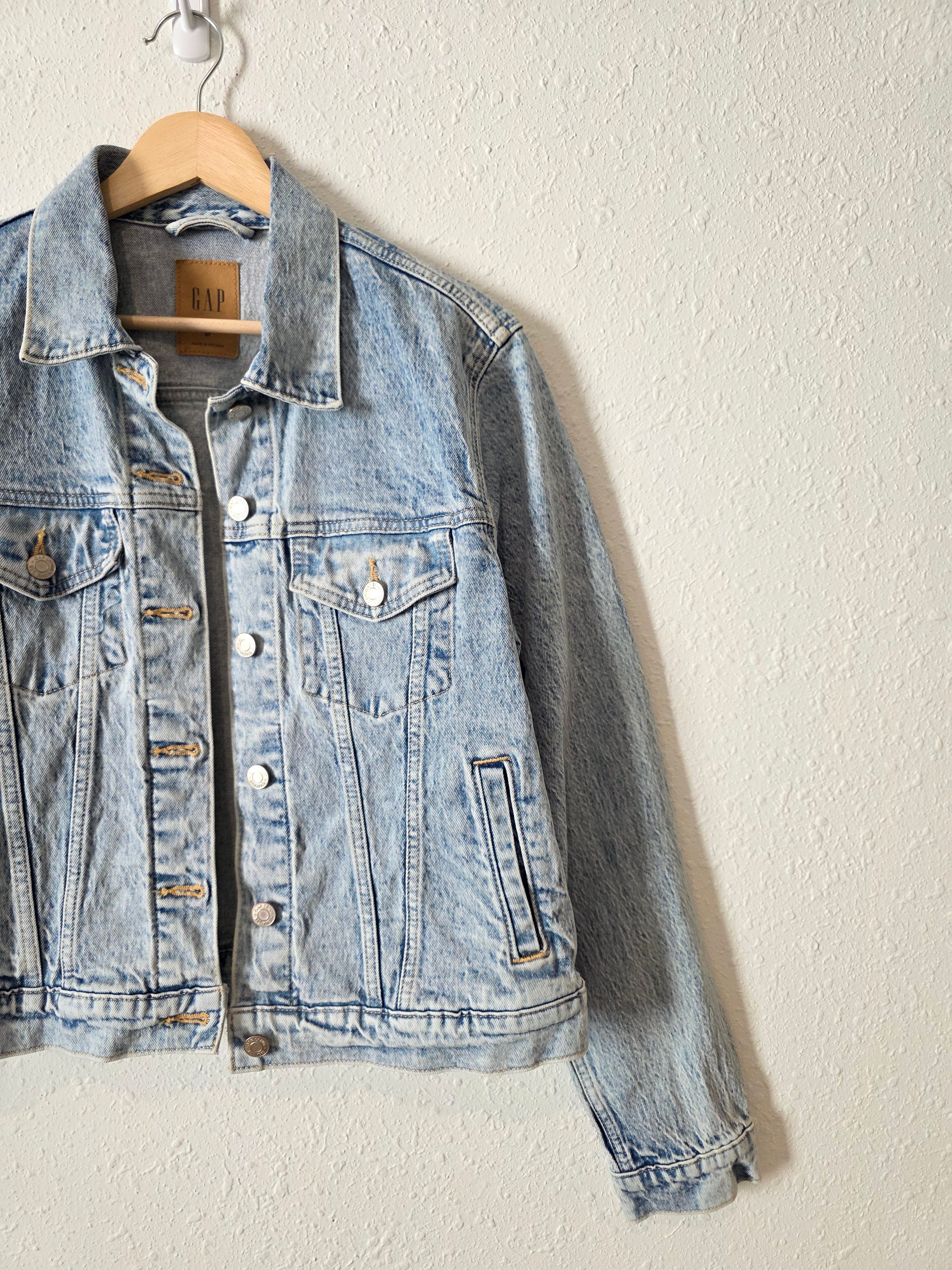 Gap Light Wash Denim Jacket (M)