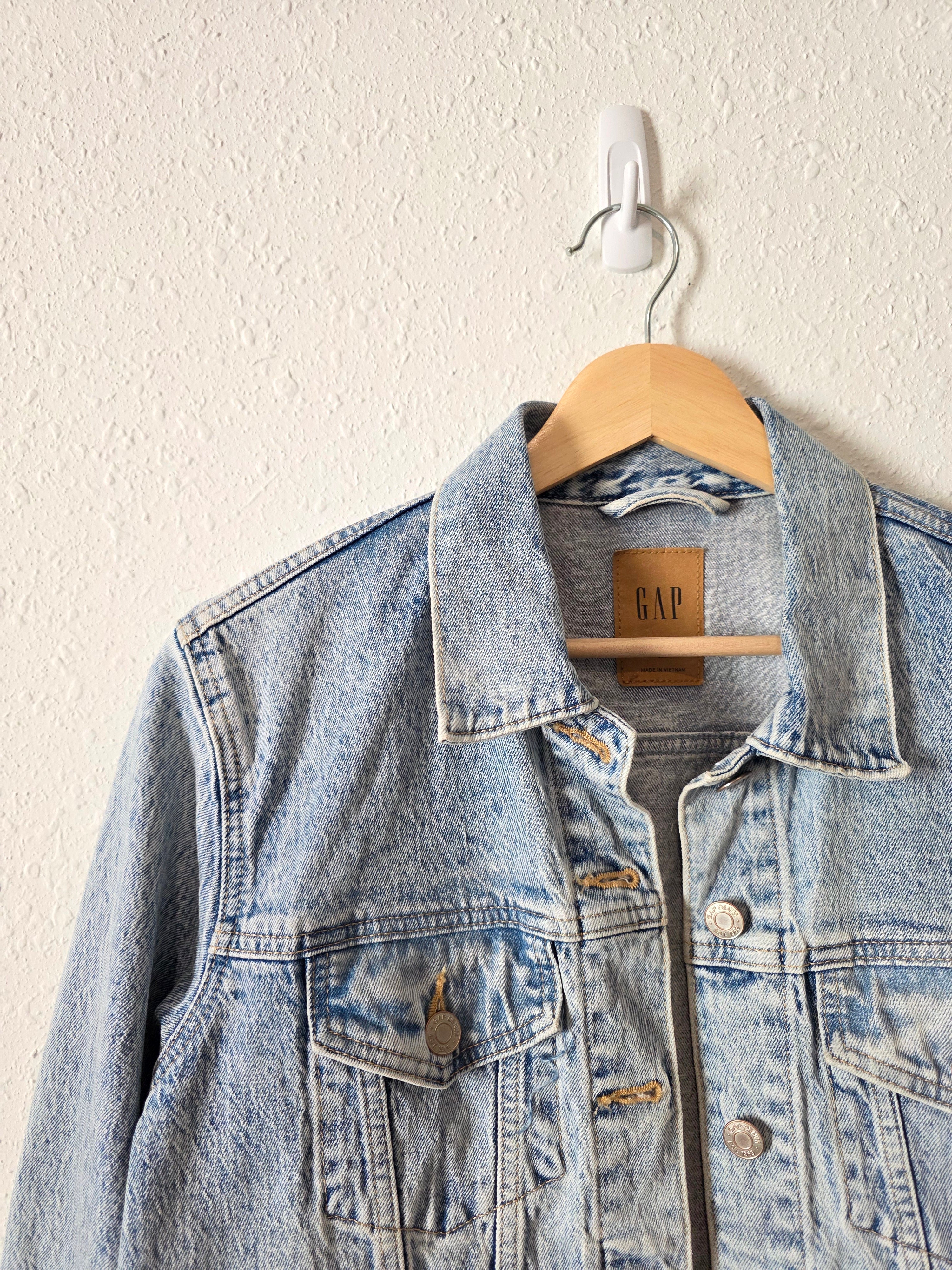 Gap Light Wash Denim Jacket (M)