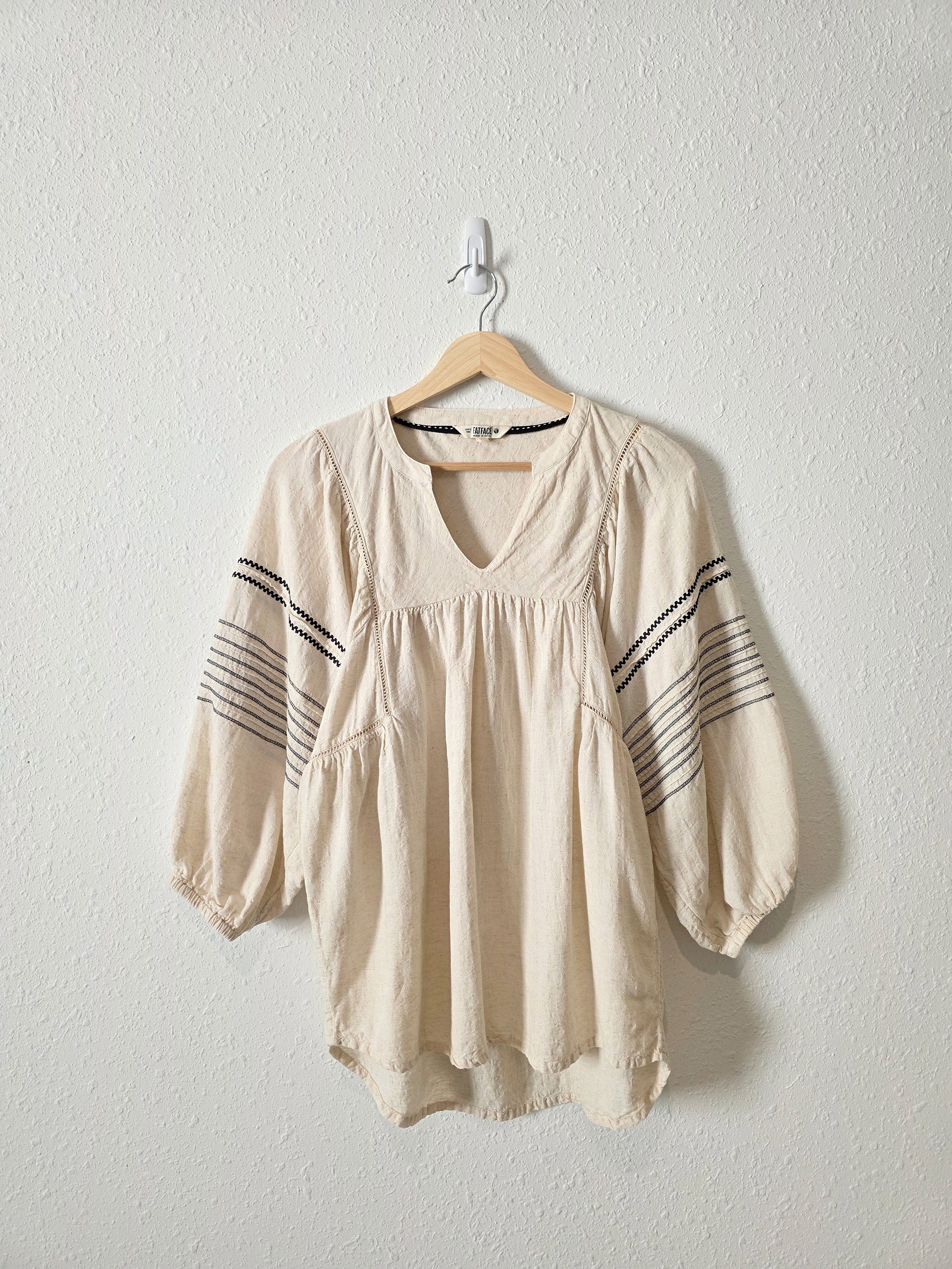 Oat Puff Sleeve Embroidered Top (S)