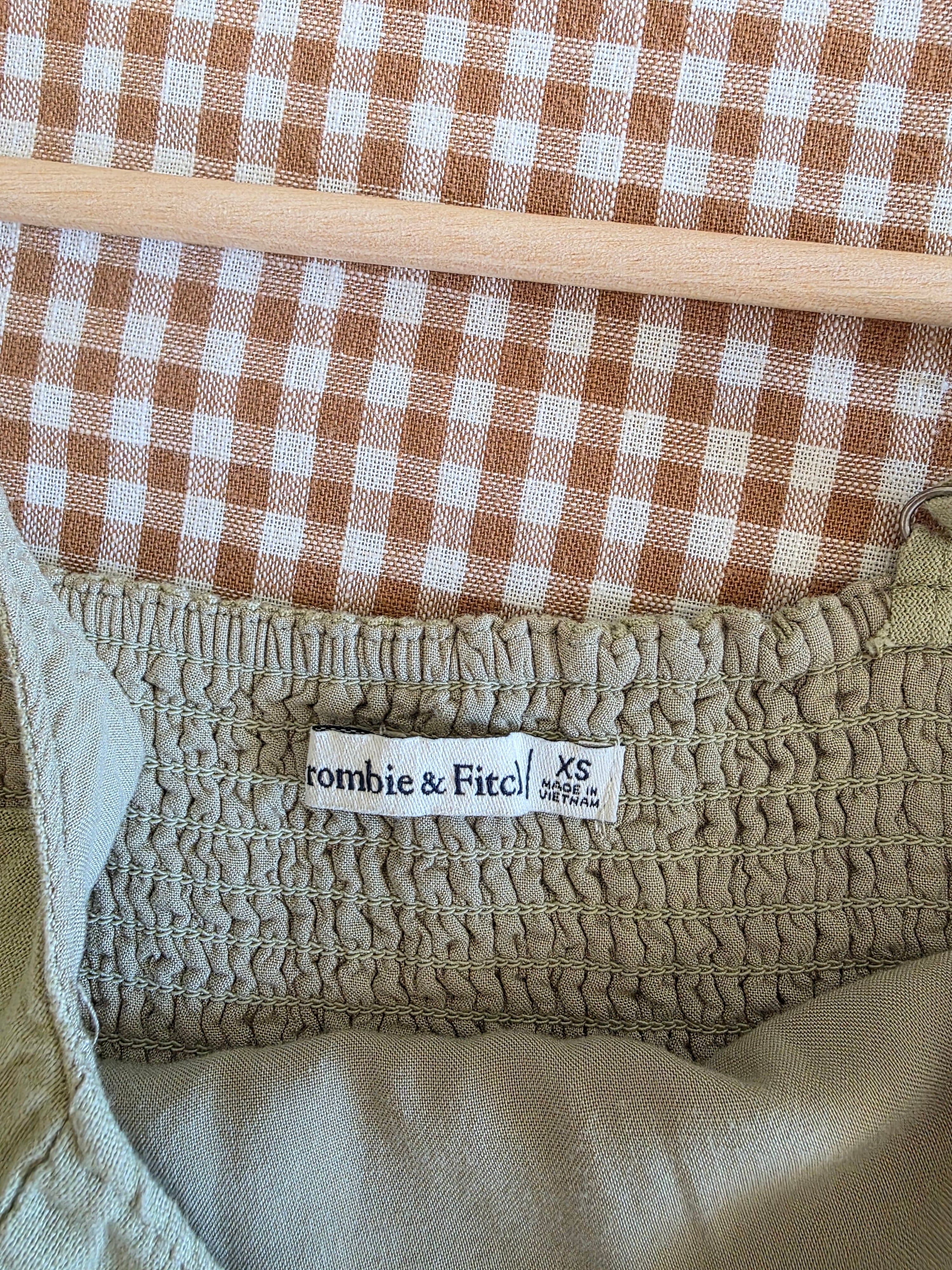 Abercrombie Linen Blend Crop Tank (XS)