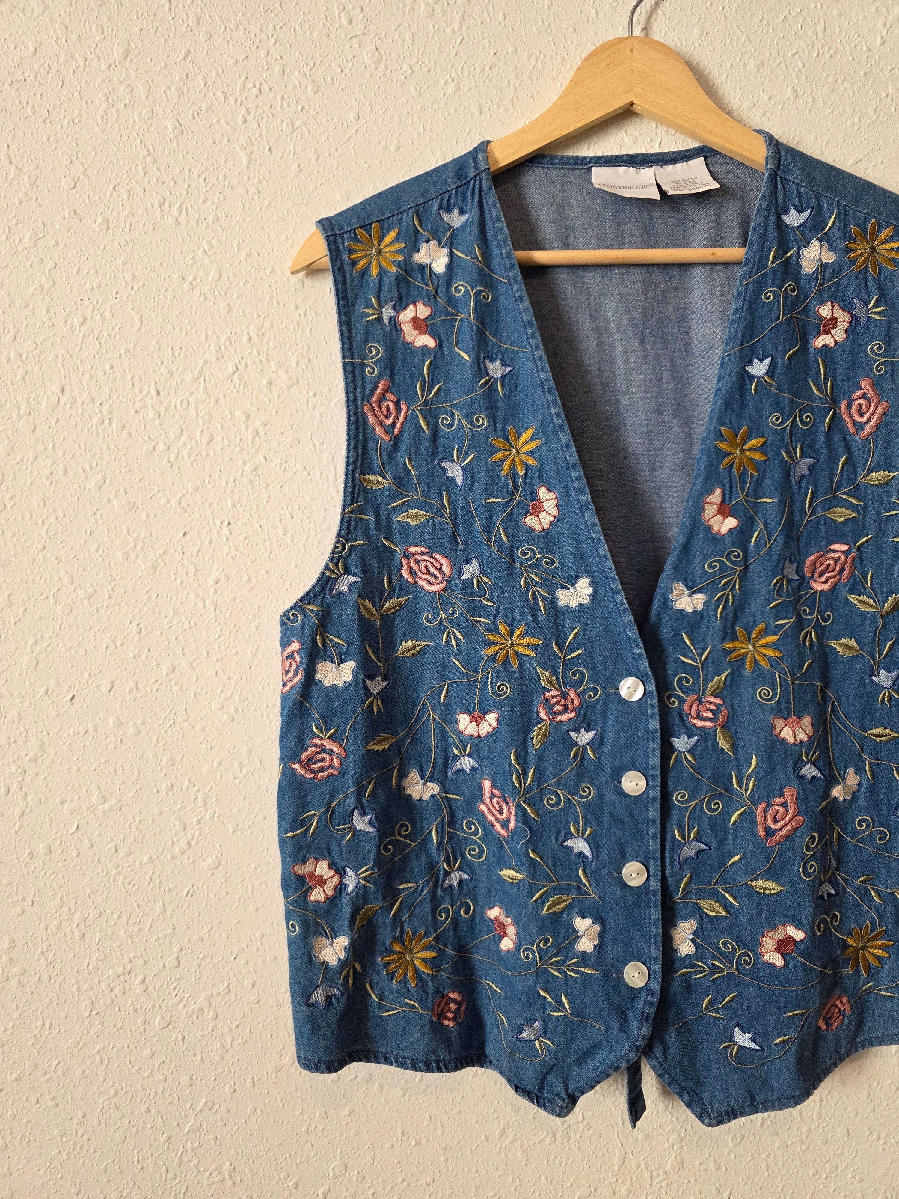 Vintage Floral Embroidered Vest (L)
