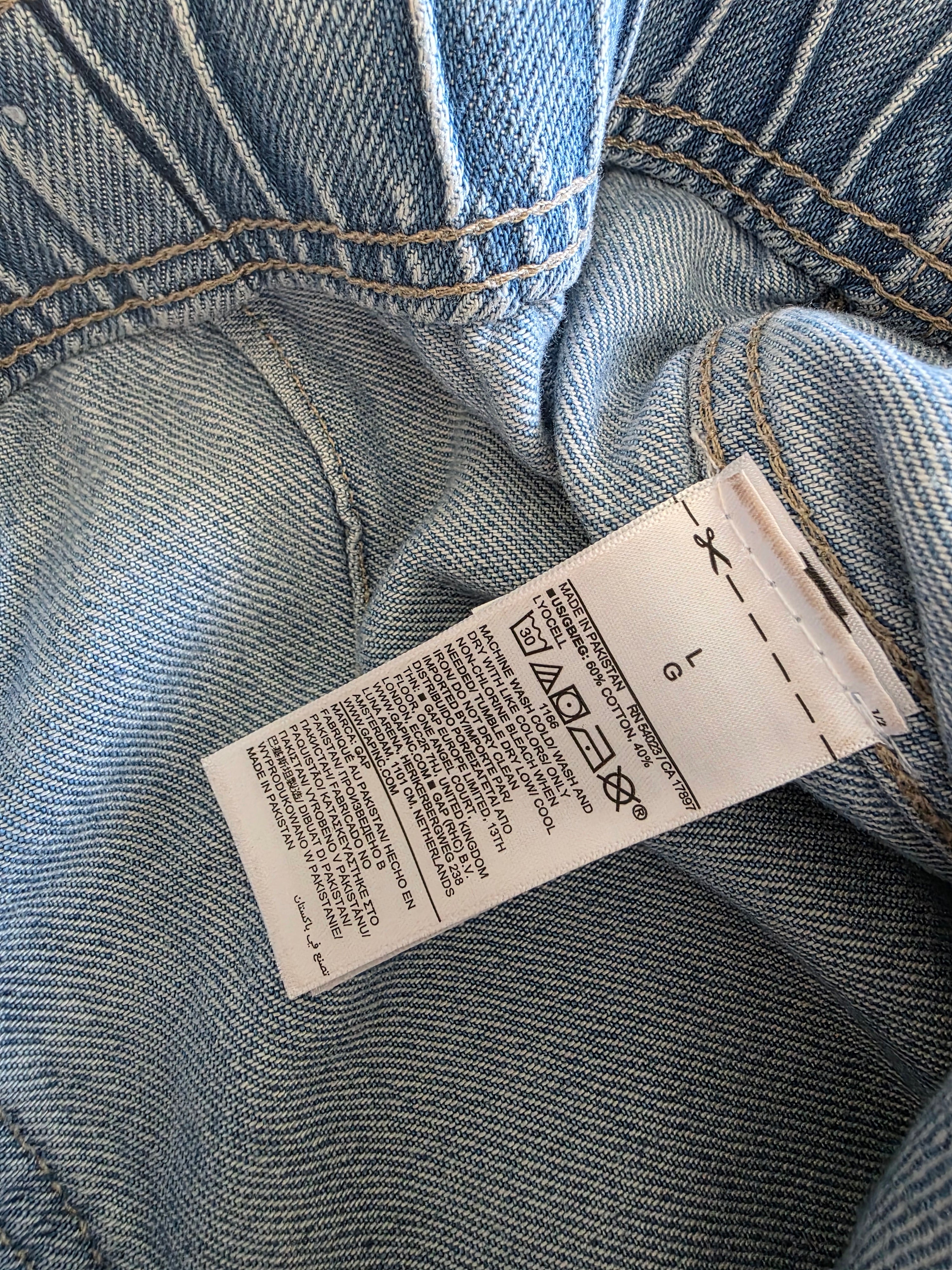 Gap Light Wash Barrel Easy Jeans (L)