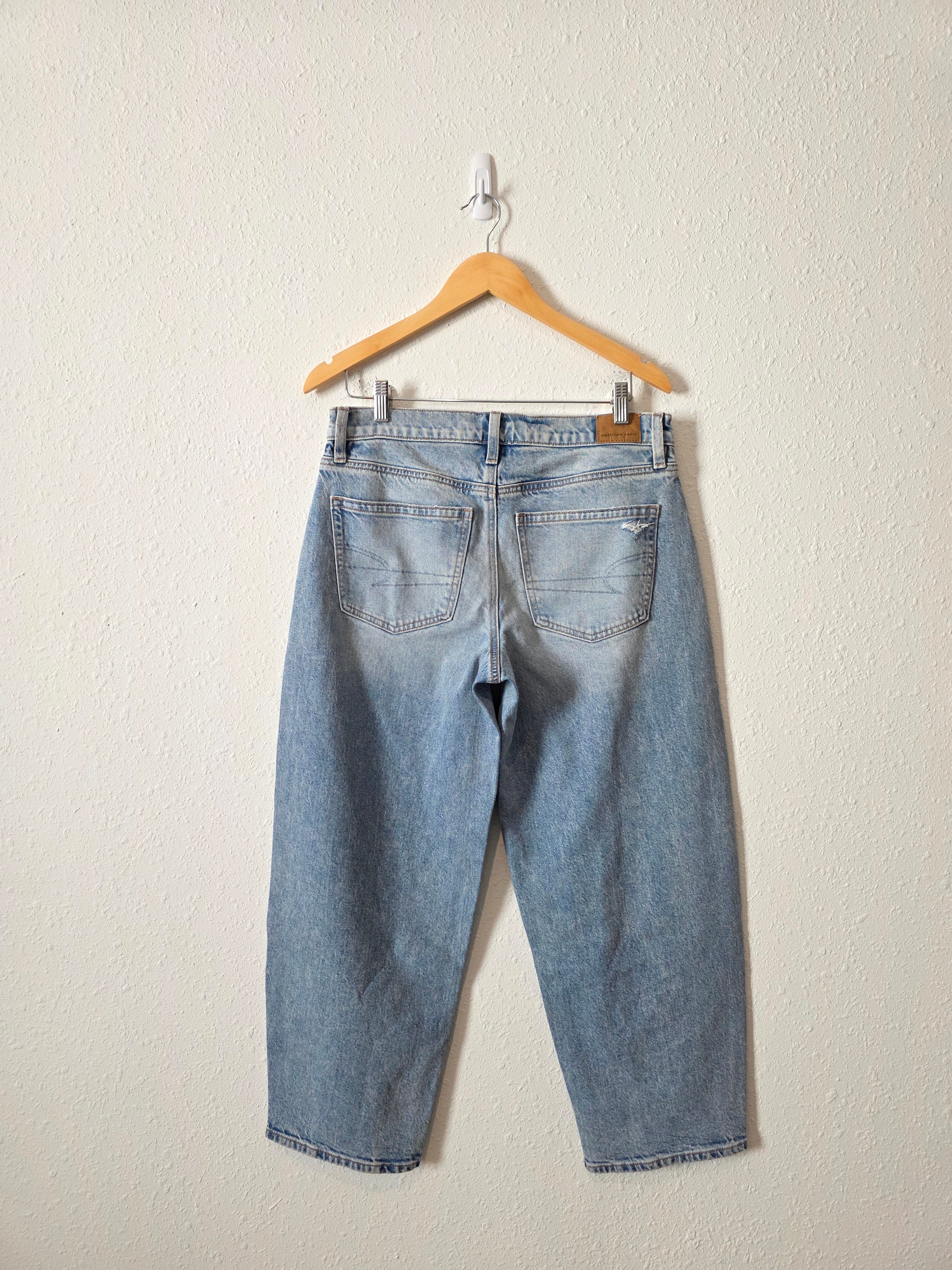 Light Wash Barrel Jeans (6)