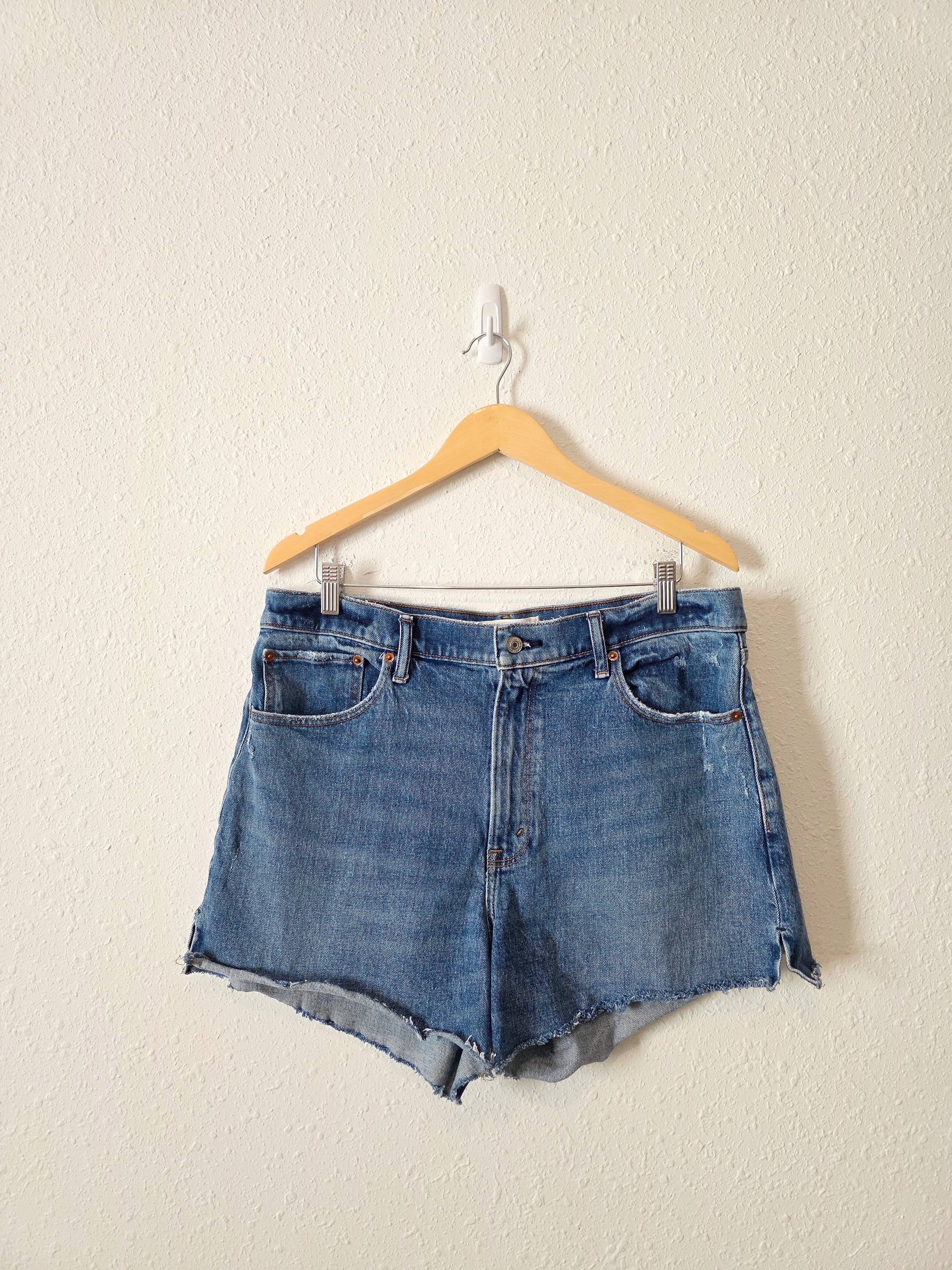 Abercrombie 4" Denim Mom Short (32/14)