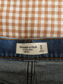 Abercrombie 4" Denim Mom Short (32/14)