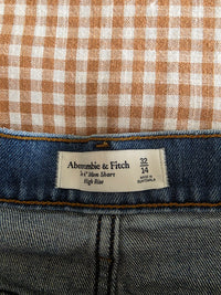 Abercrombie 4" Denim Mom Short (32/14)