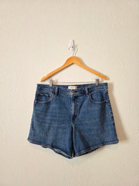 Abercrombie High Rise Dad Short (33)