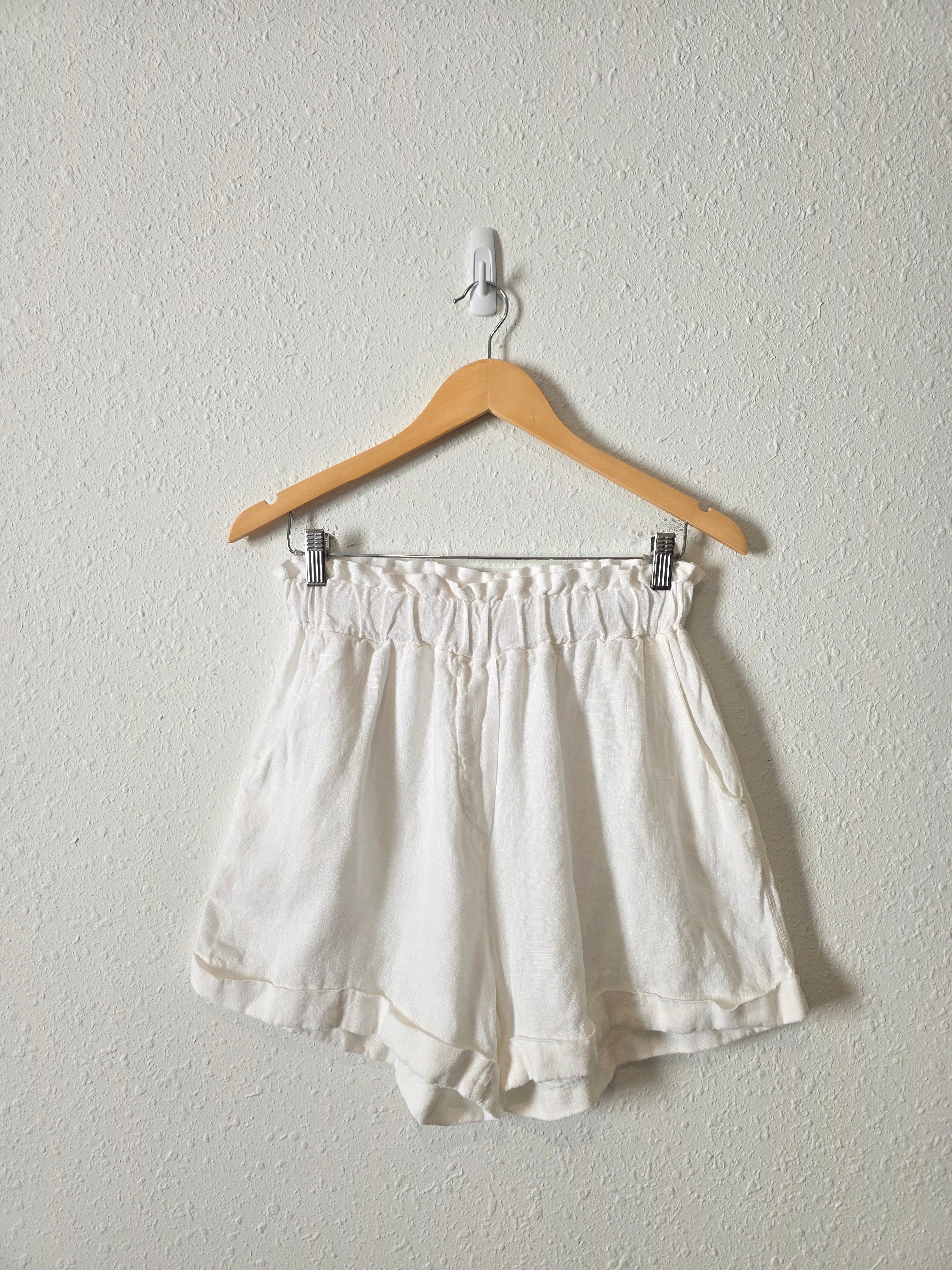 White High Rise Linen Shorts (M/L)