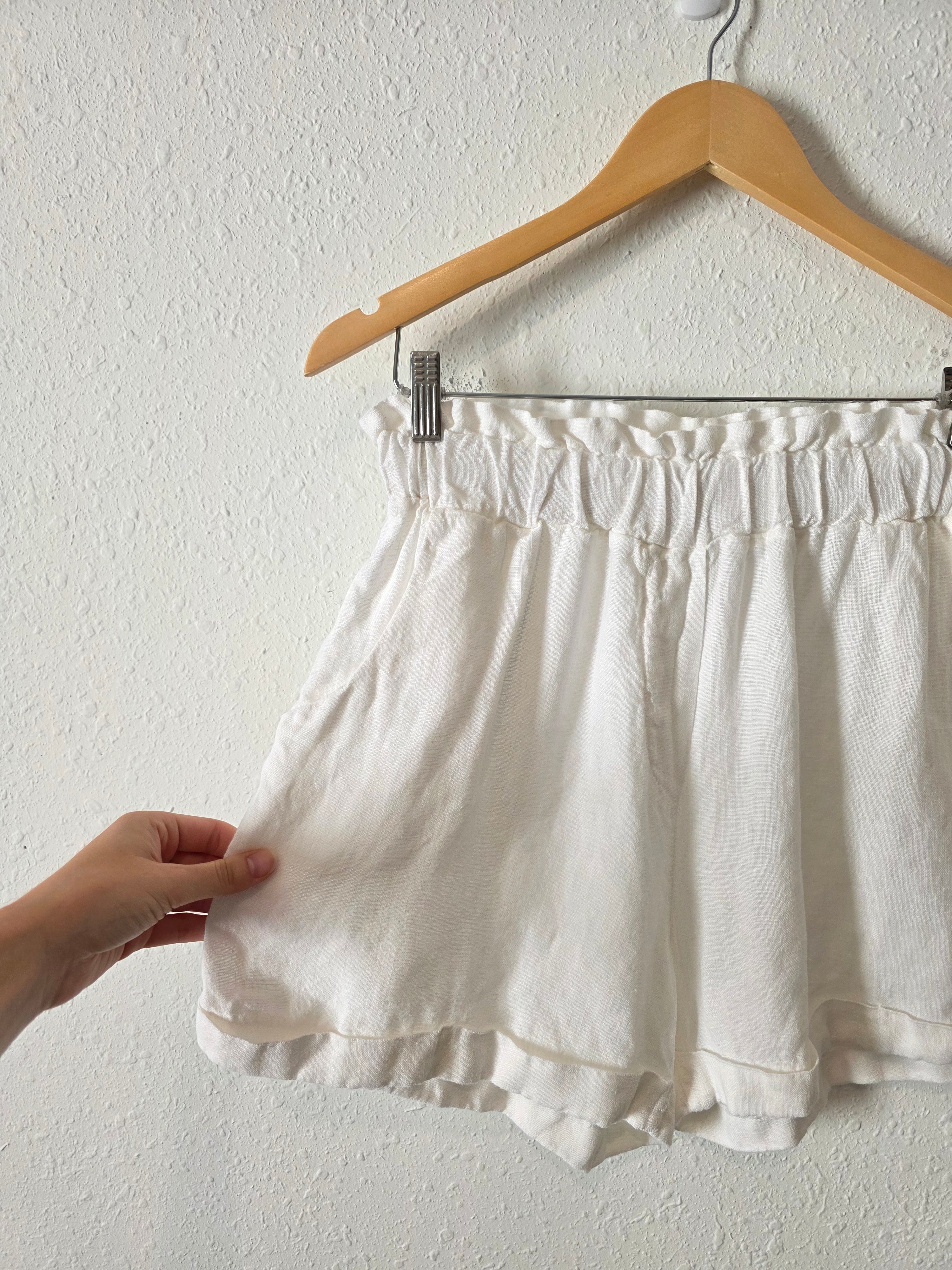 White High Rise Linen Shorts (M/L)