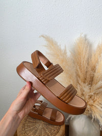 Madewell Chunky Leather Sandals (10)