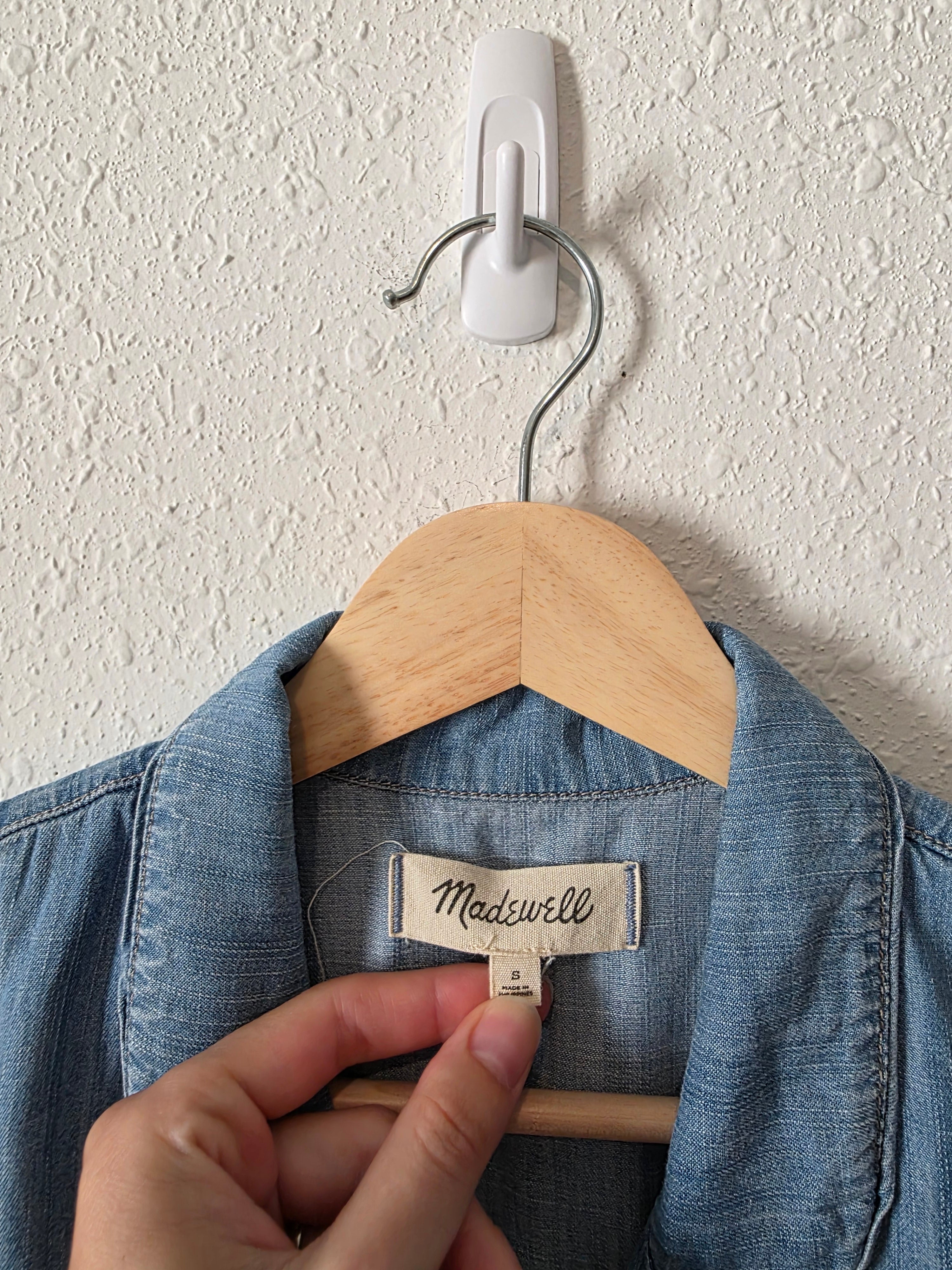 Madewell Lightweight Denim Shirt (S)